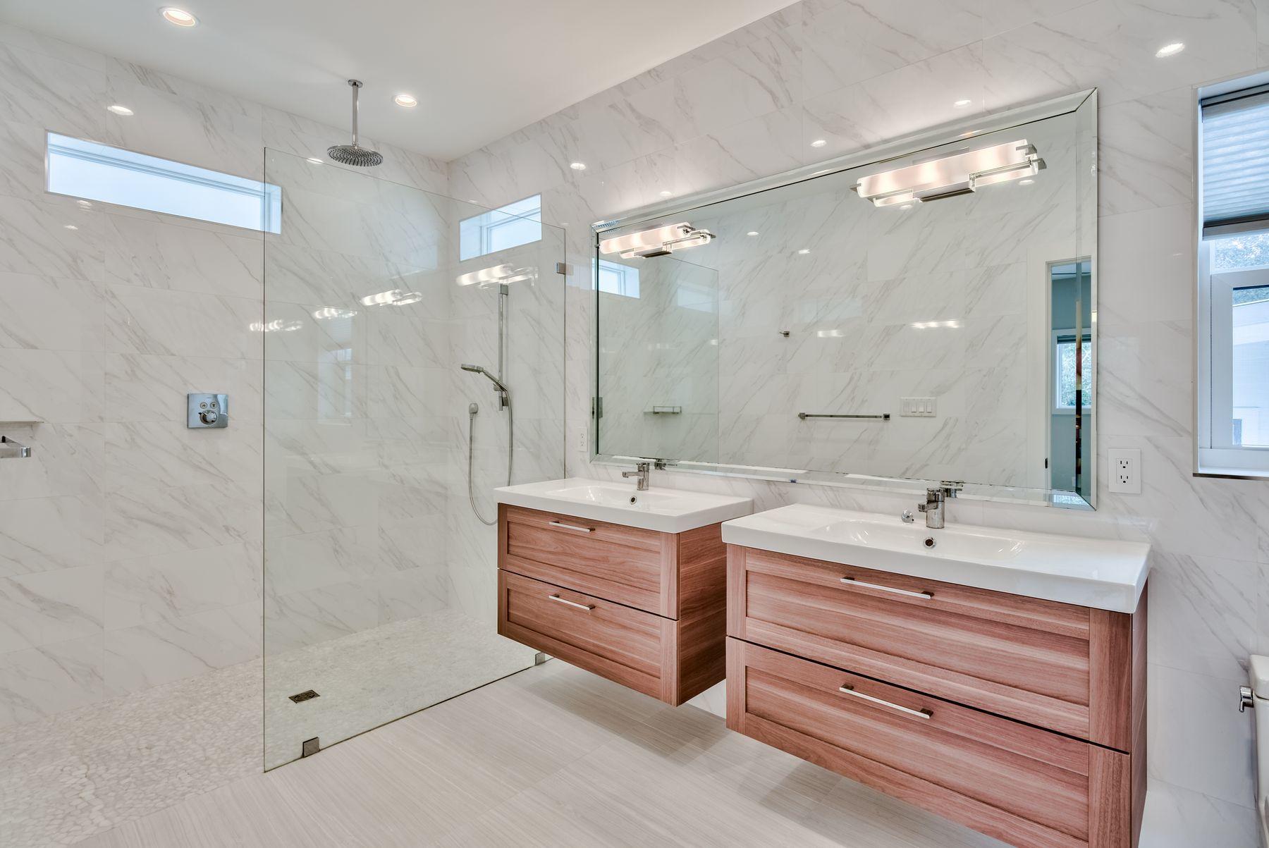 SEAGROVE 1ST ADDITION - Residential