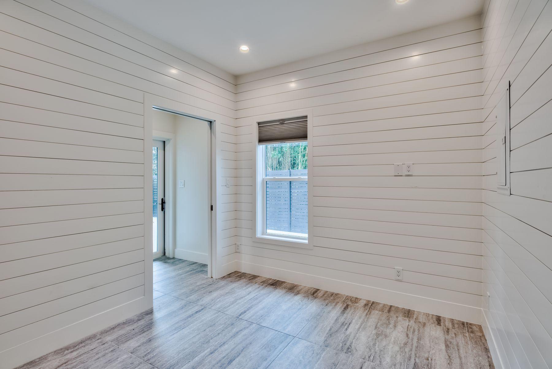 SEAGROVE 1ST ADDITION - Residential