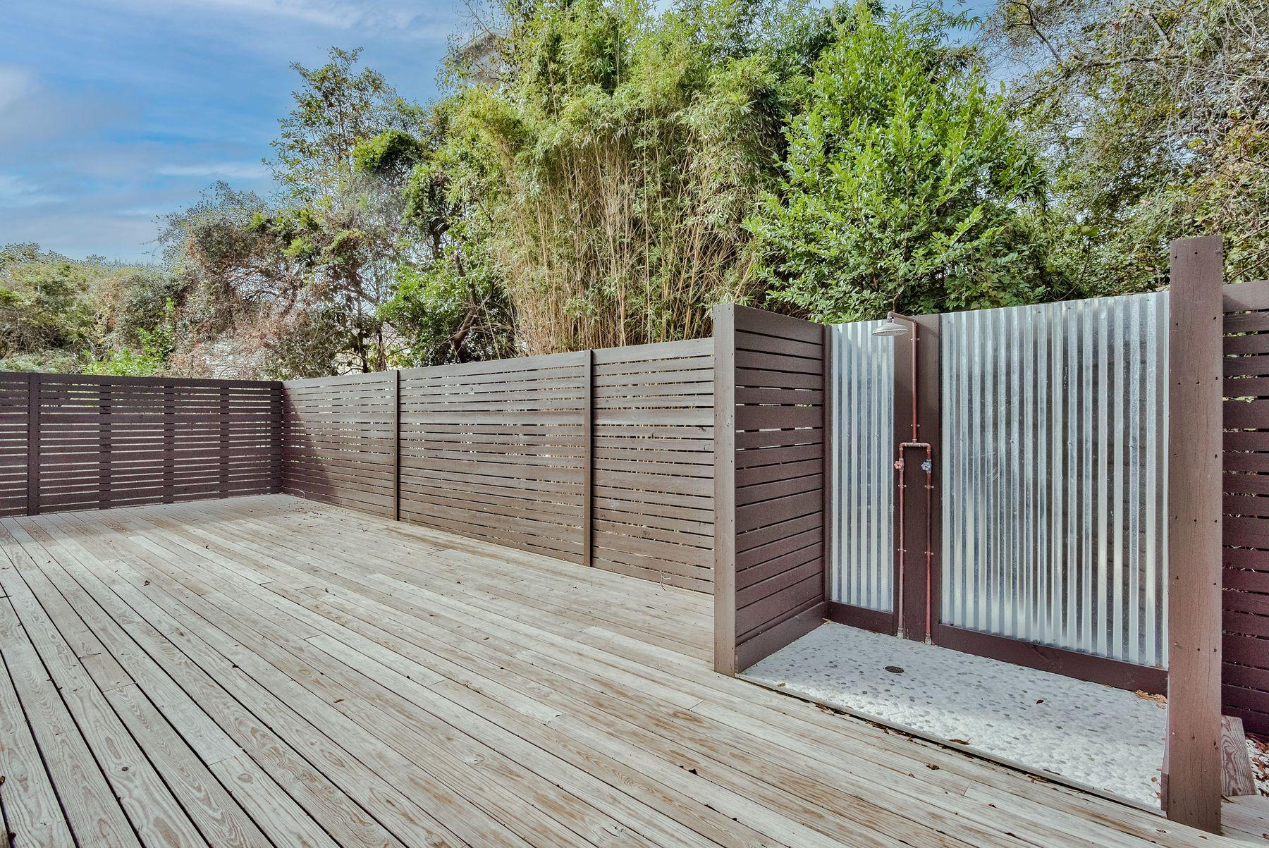 SEAGROVE 1ST ADDITION - Residential
