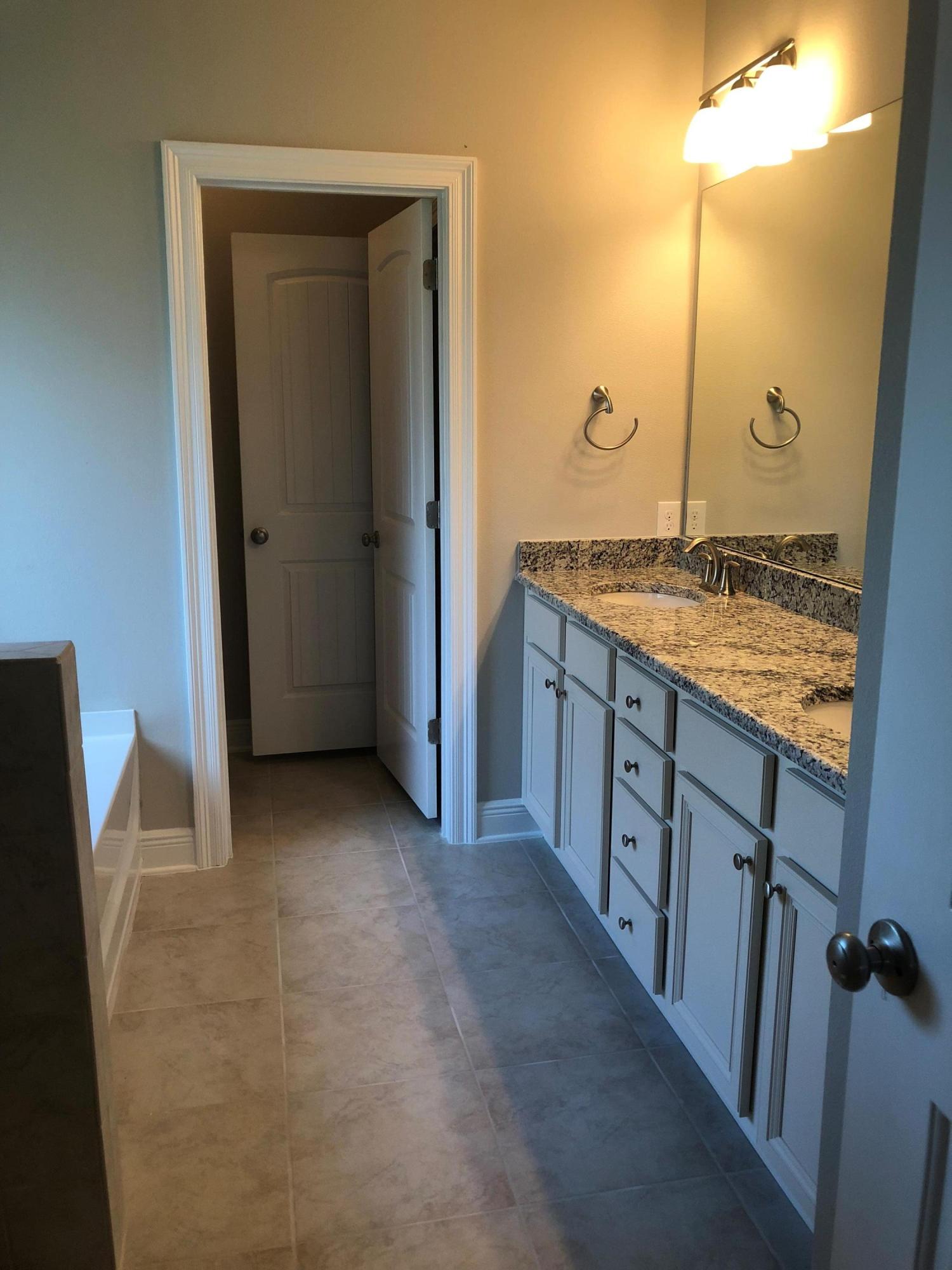 PEACH CREEK PH 4 - Residential