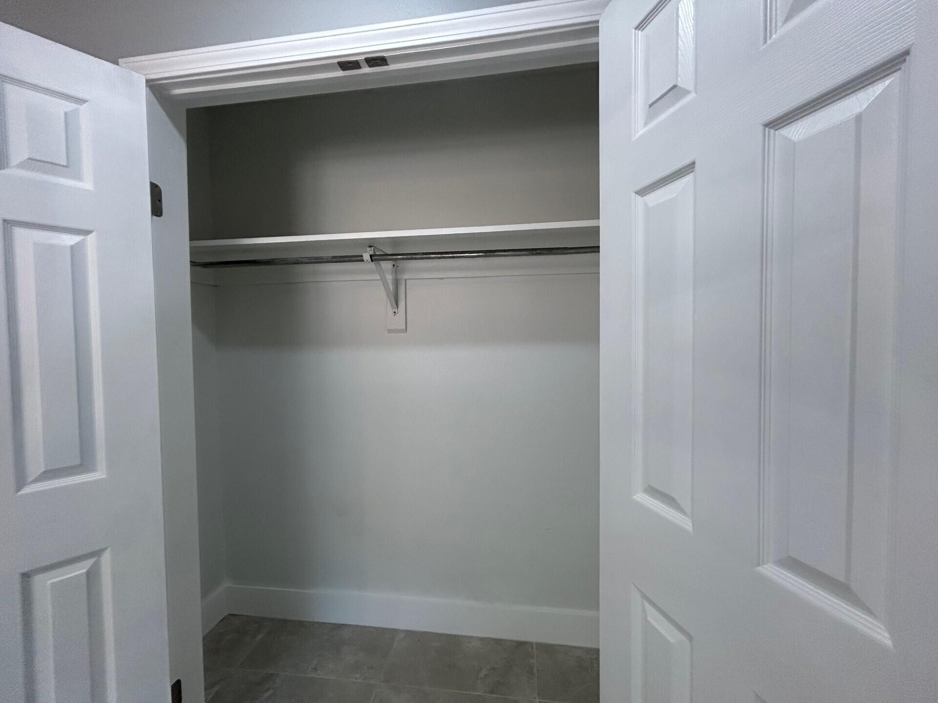 Oak Forest - Residential Lease