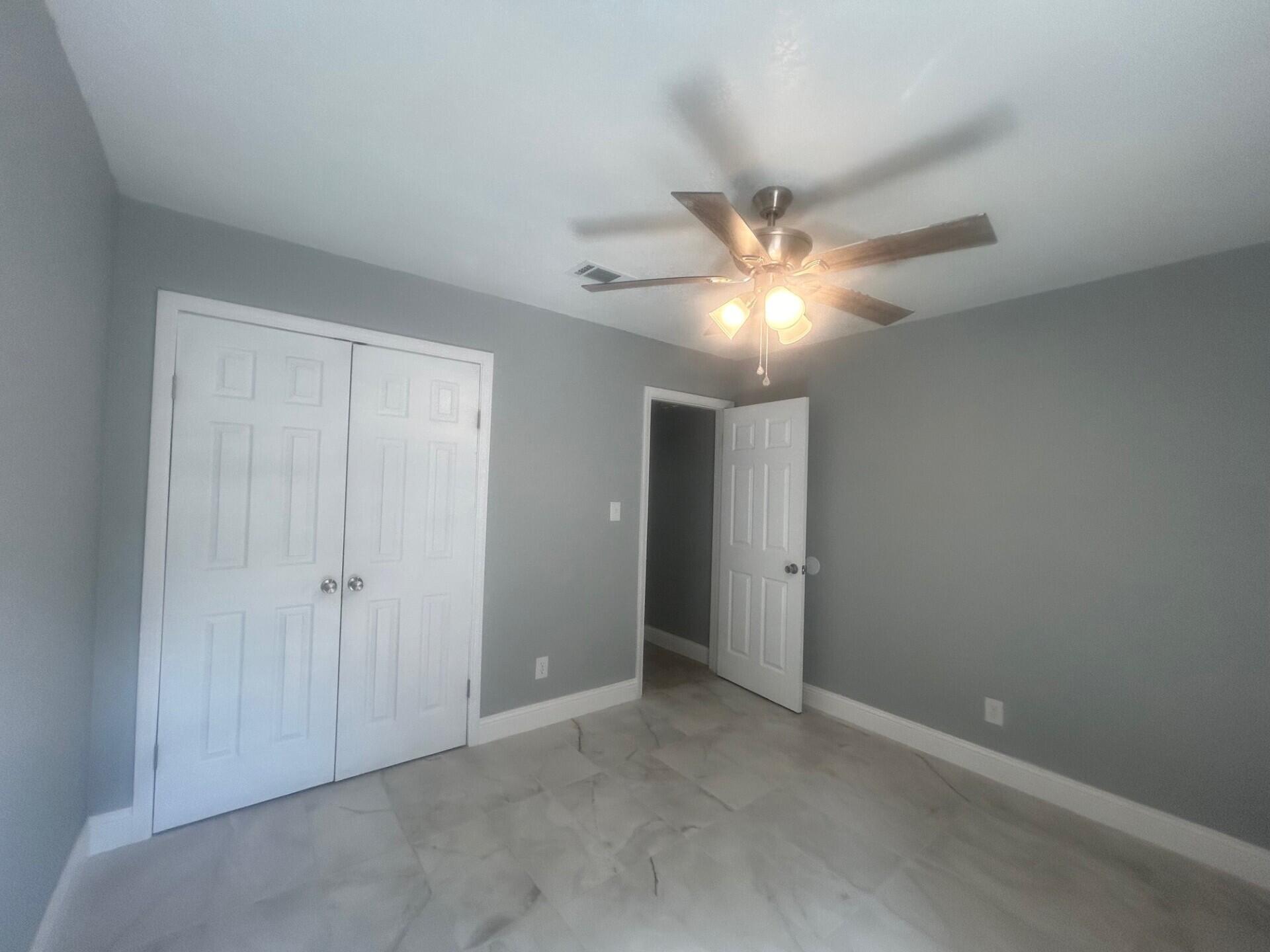 Oak Forest - Residential Lease