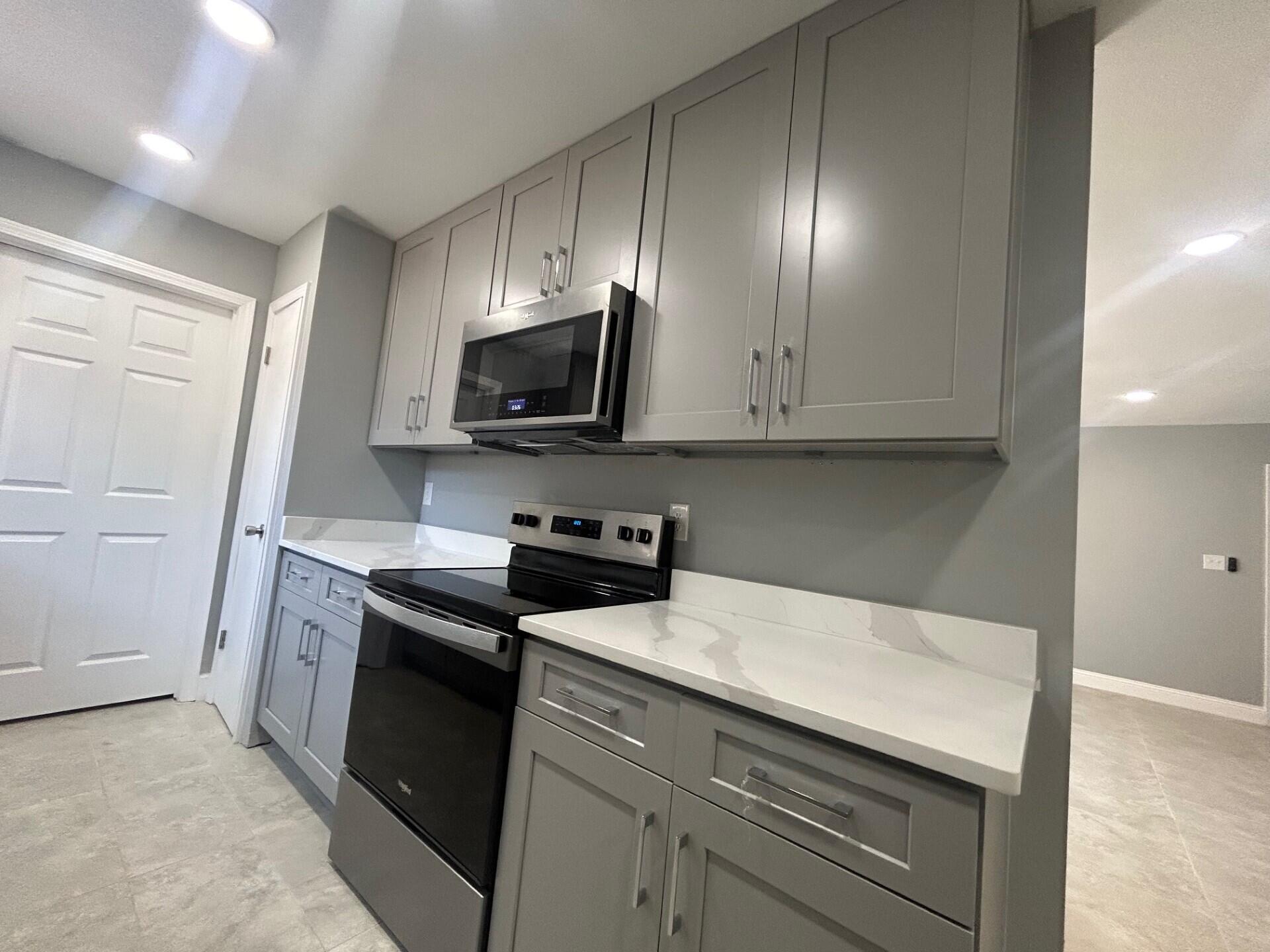 Oak Forest - Residential Lease