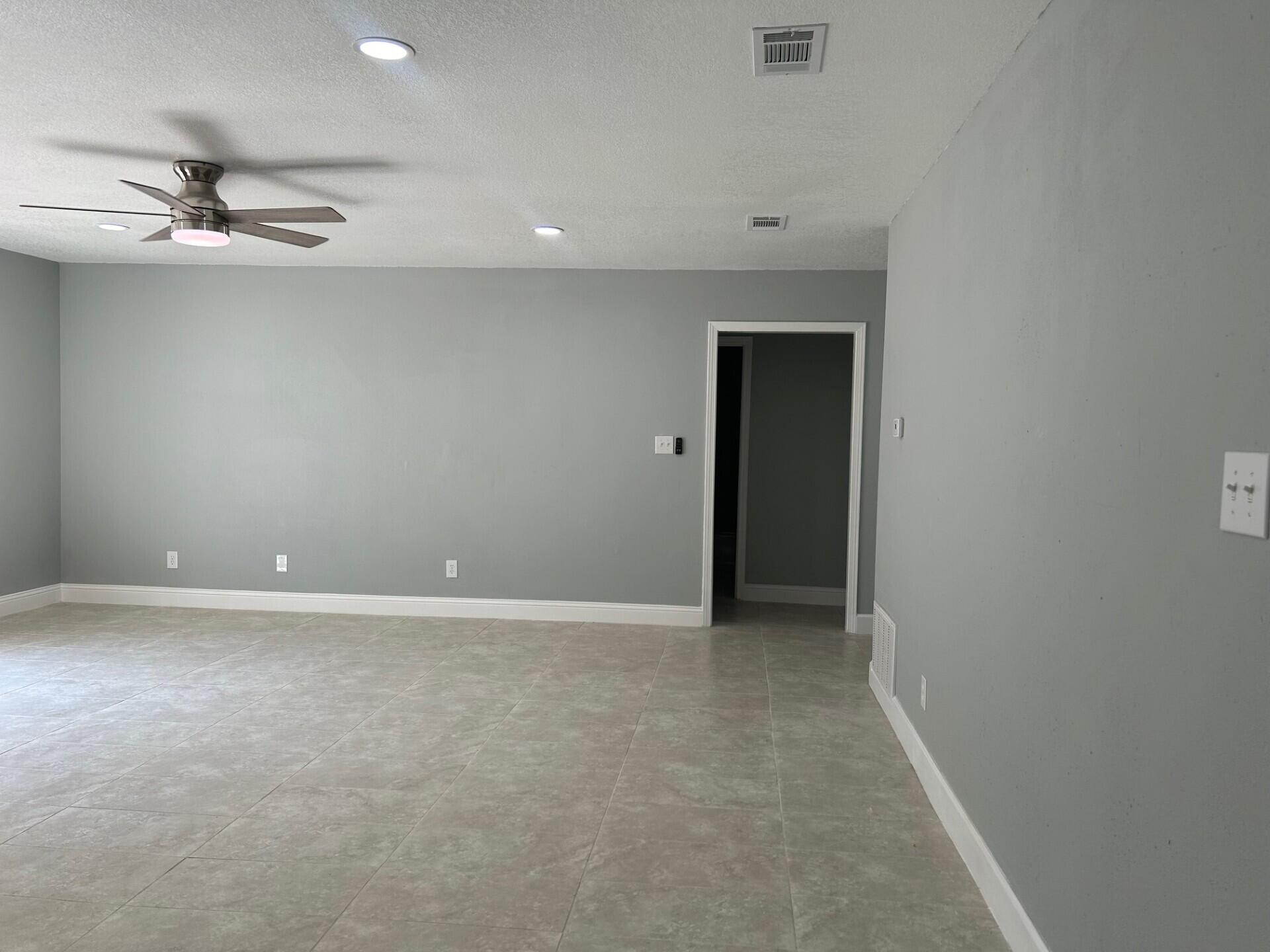 Oak Forest - Residential Lease