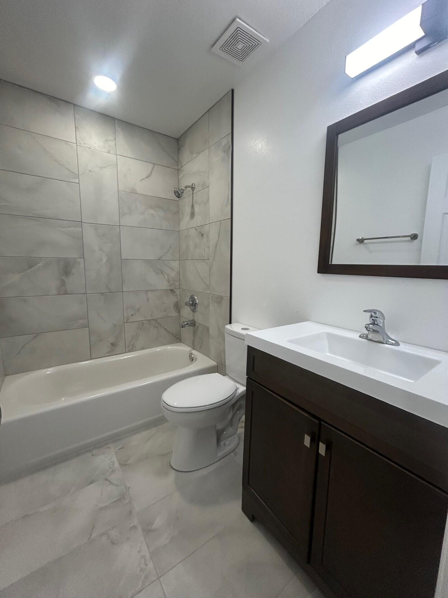 Oak Forest - Residential Lease
