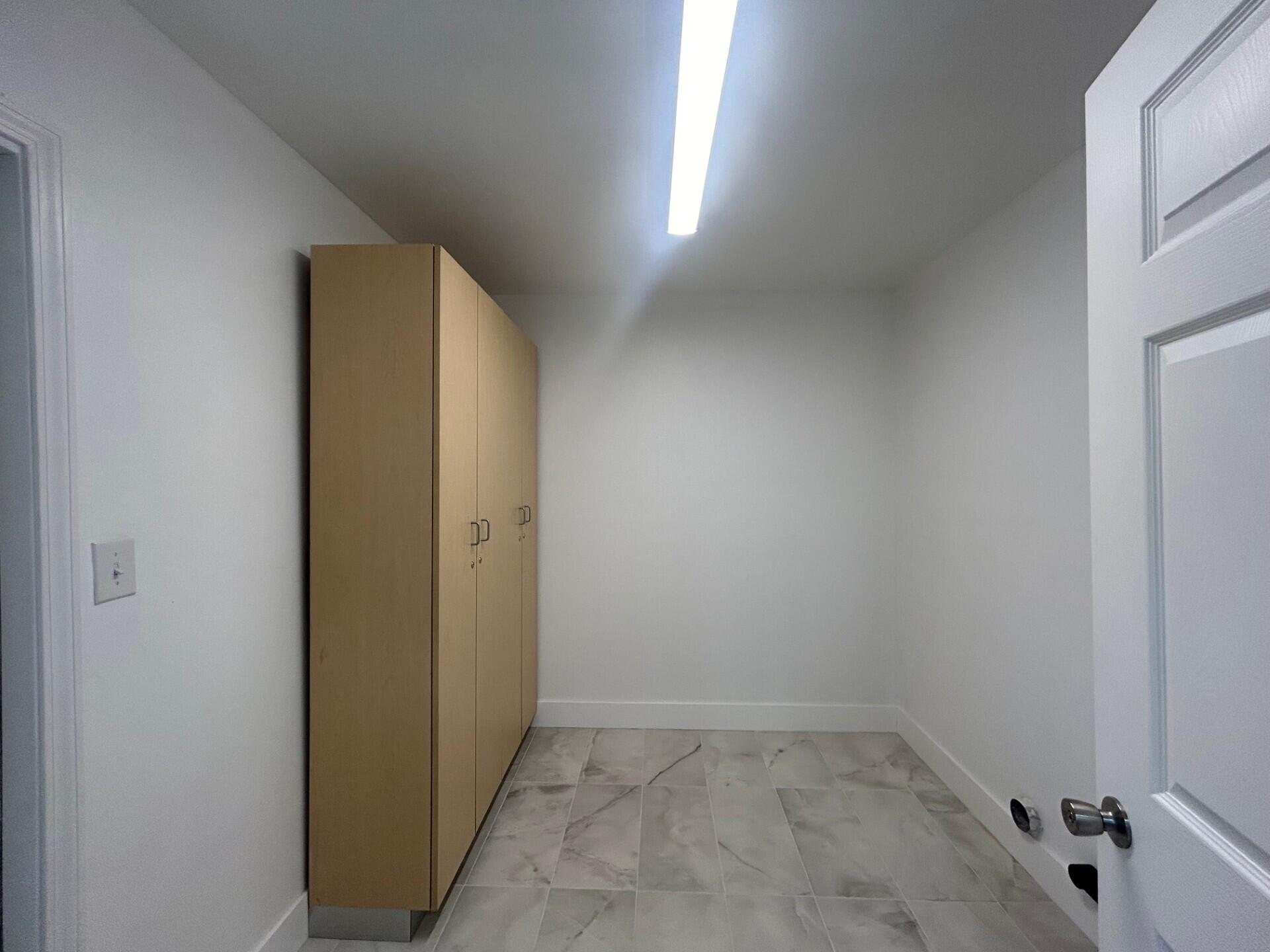 Oak Forest - Residential Lease