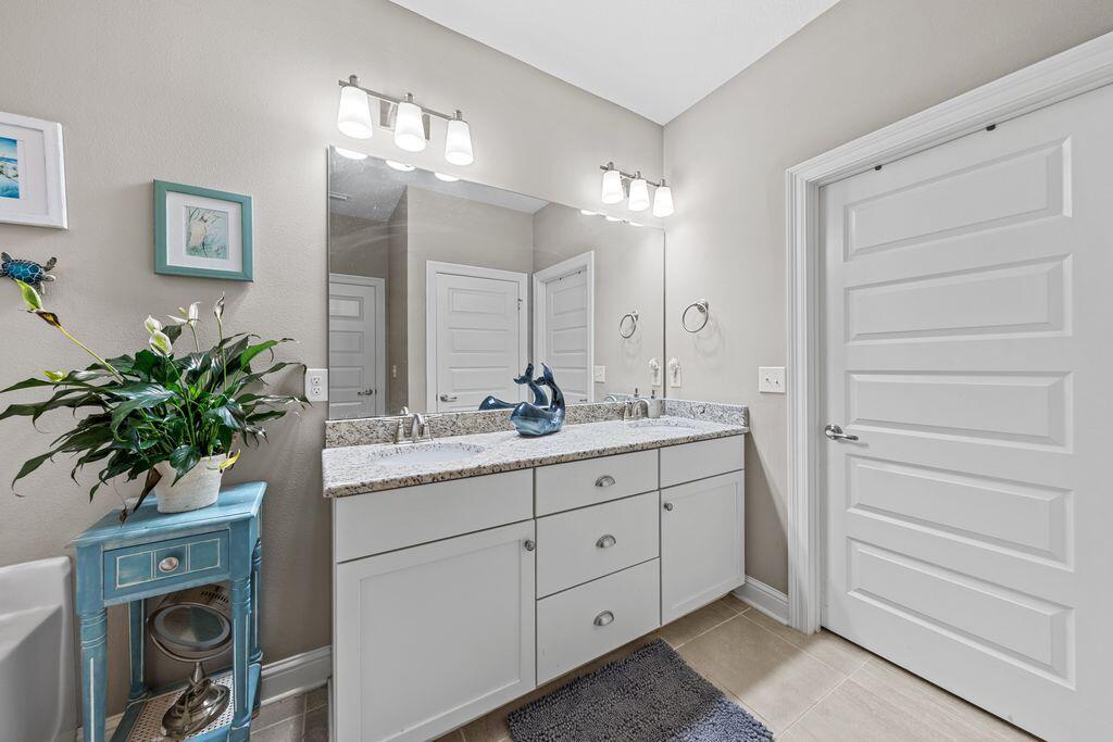 MARINA VILLAGE - Residential