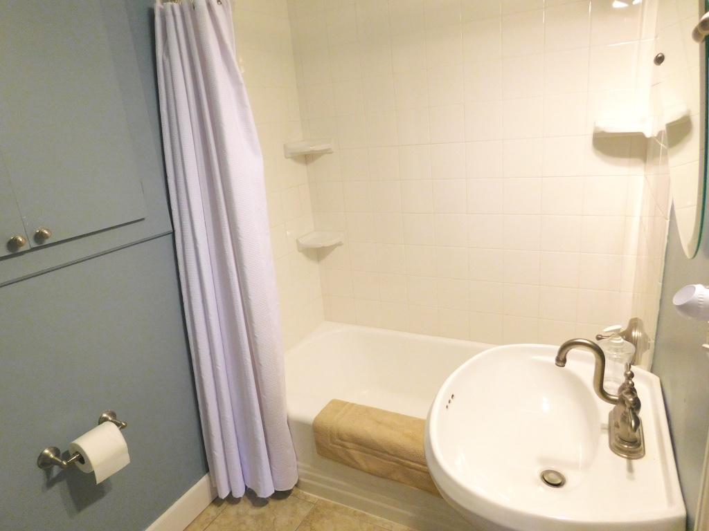 GARNIERS BEACH 2ND - Residential