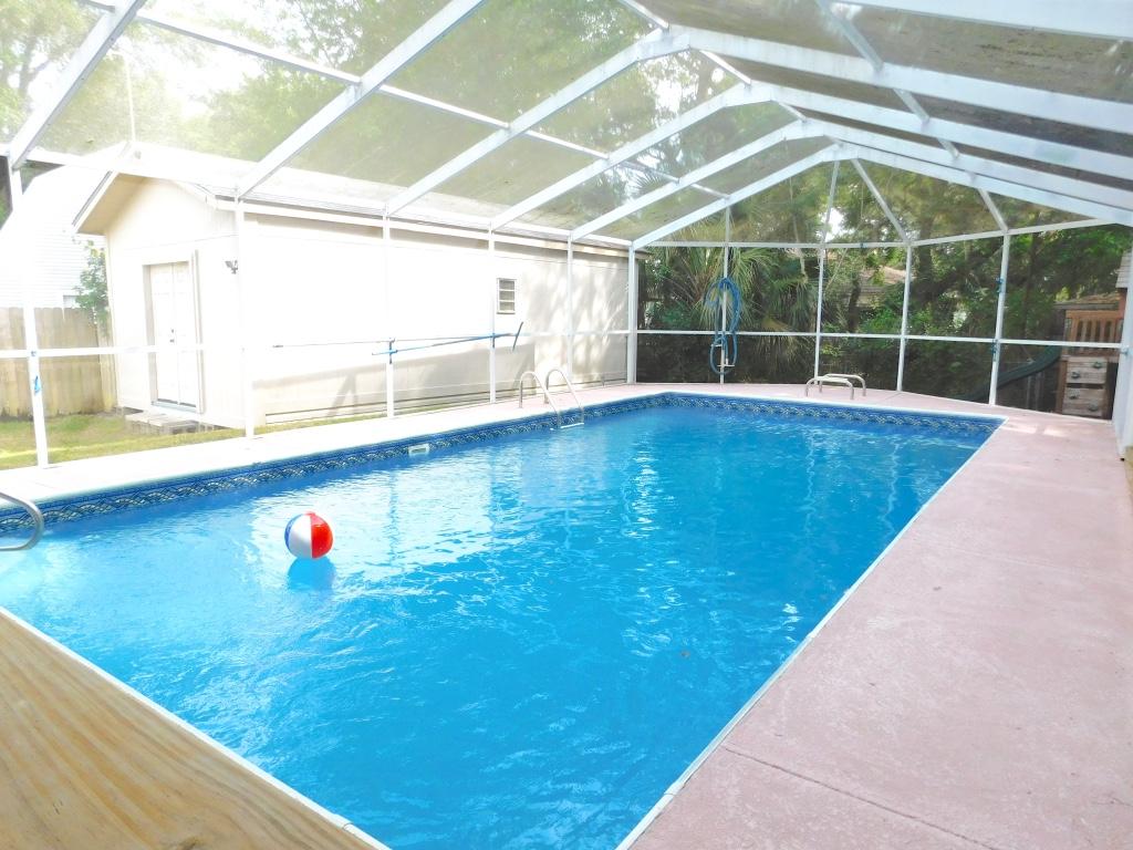 GARNIERS BEACH 2ND - Residential