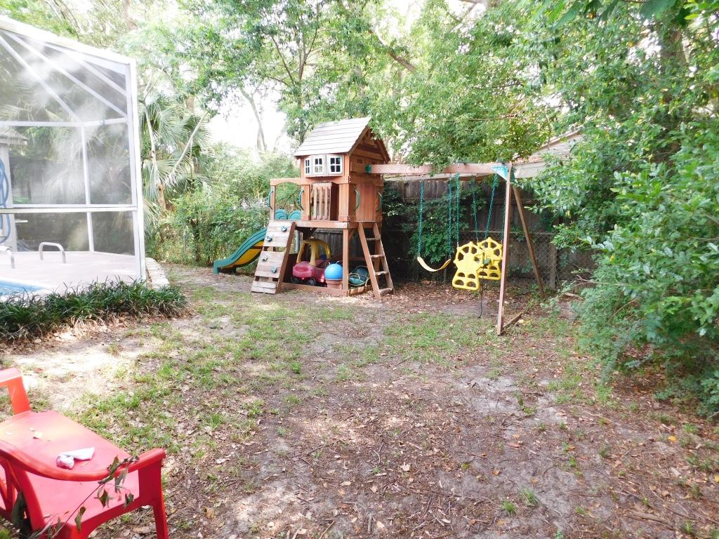 GARNIERS BEACH 2ND - Residential