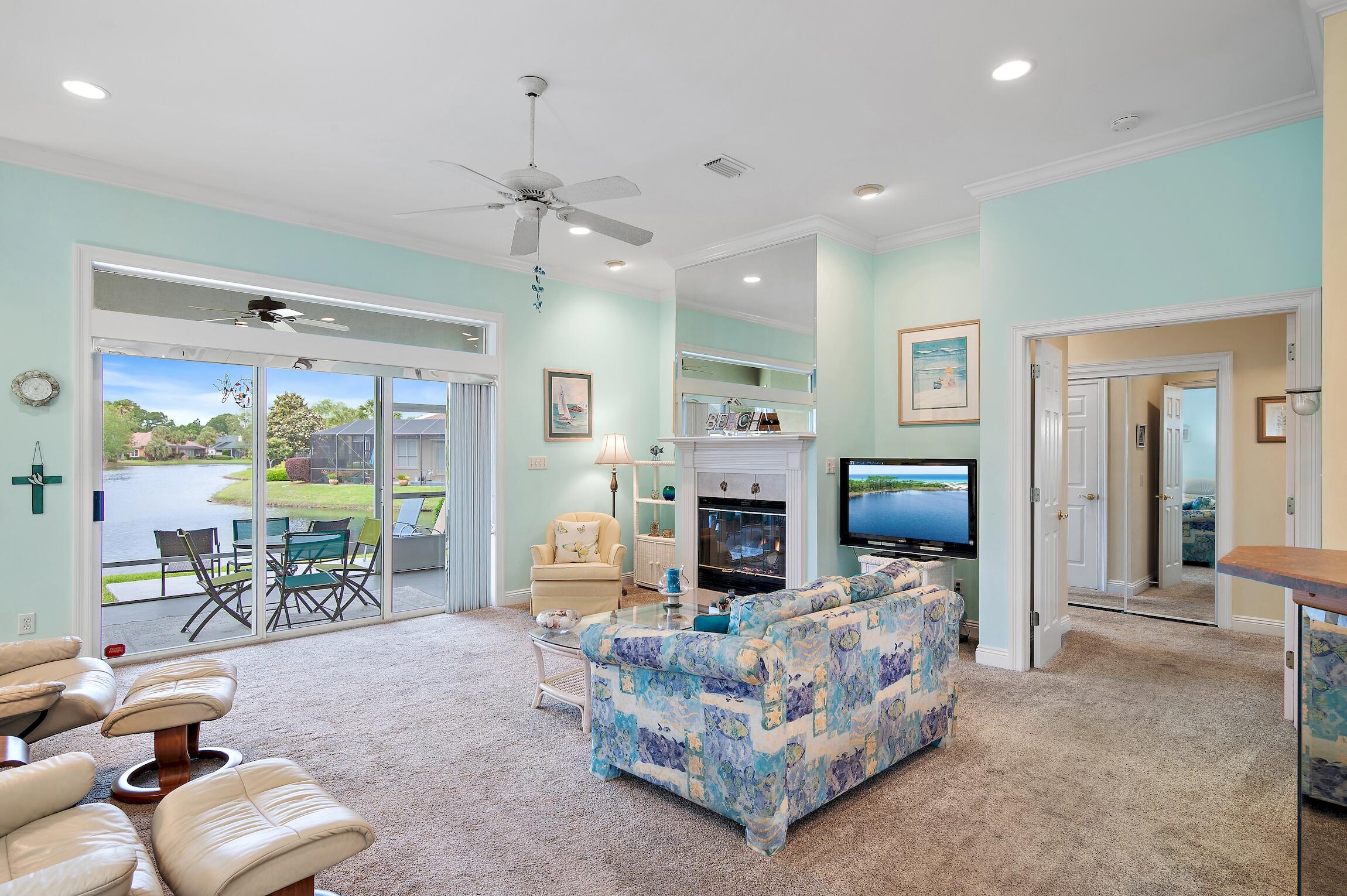 EMERALD LAKES PH 1 - Residential