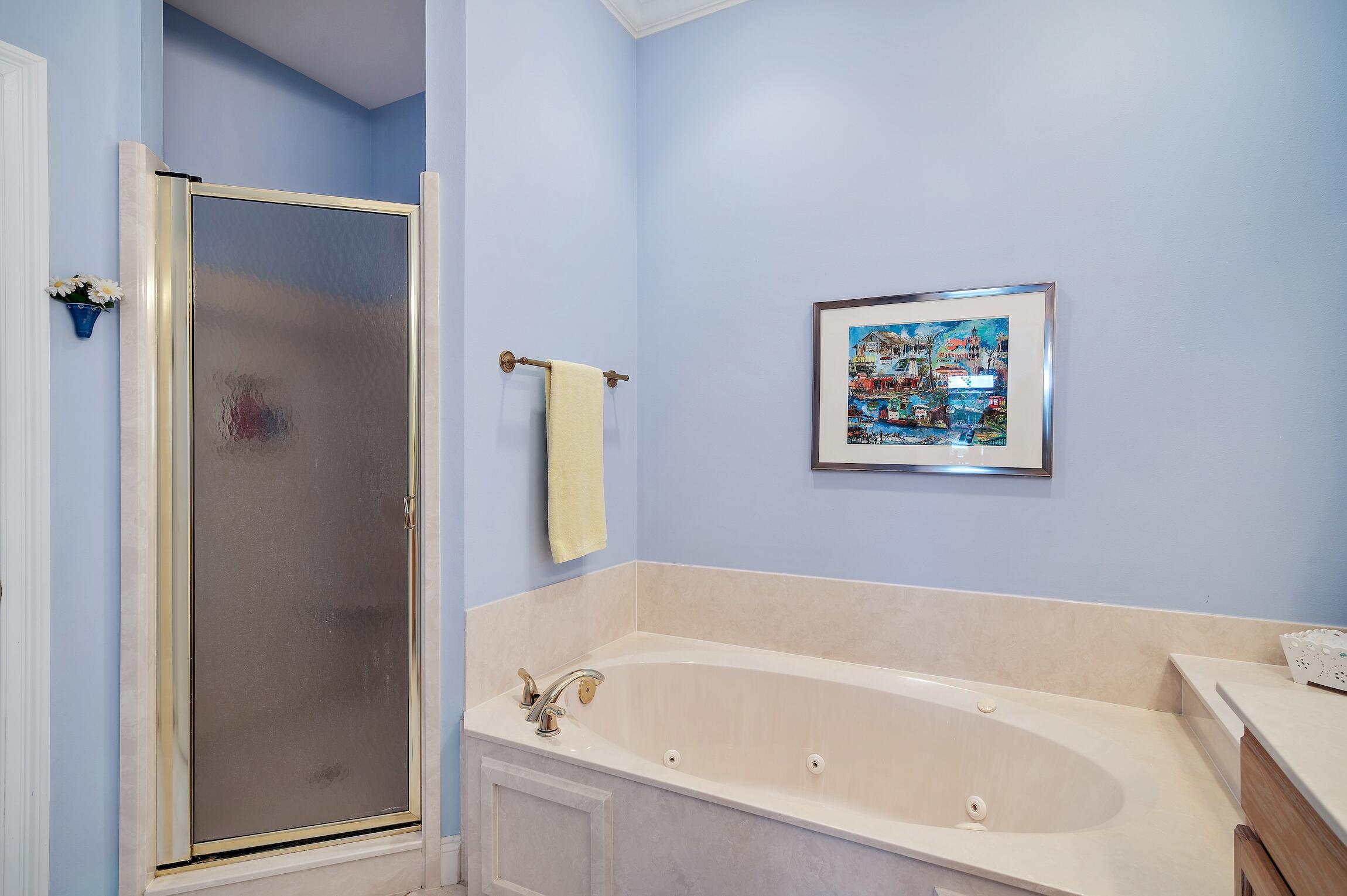 EMERALD LAKES PH 1 - Residential