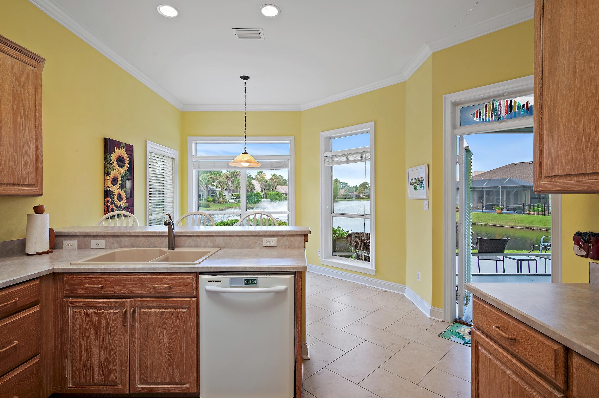 EMERALD LAKES PH 1 - Residential