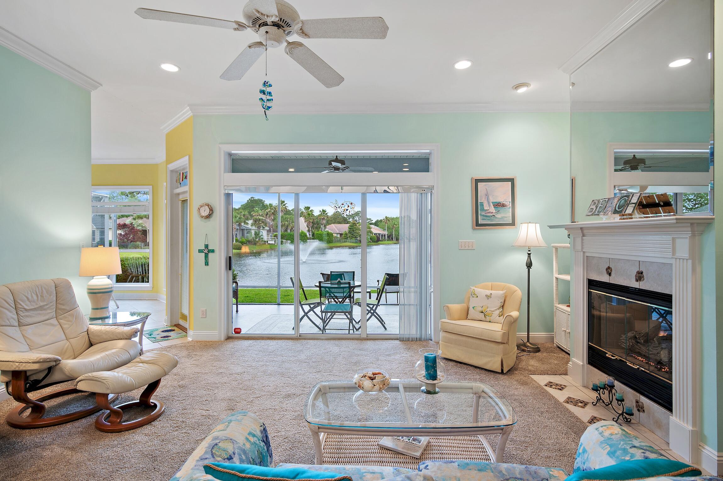 EMERALD LAKES PH 1 - Residential