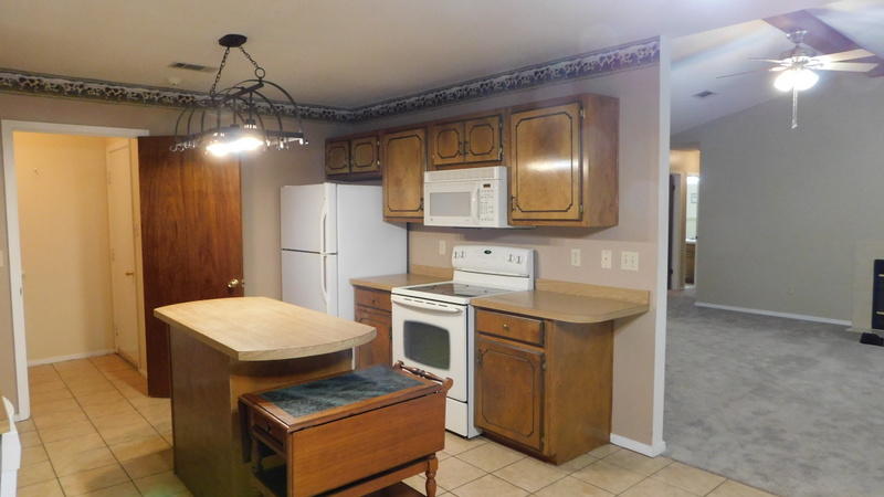 SAVANNAH OAKS - Residential