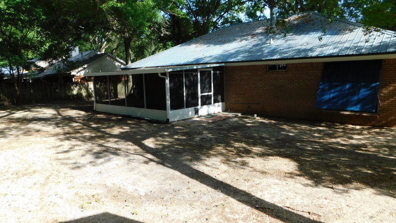 SAVANNAH OAKS - Residential