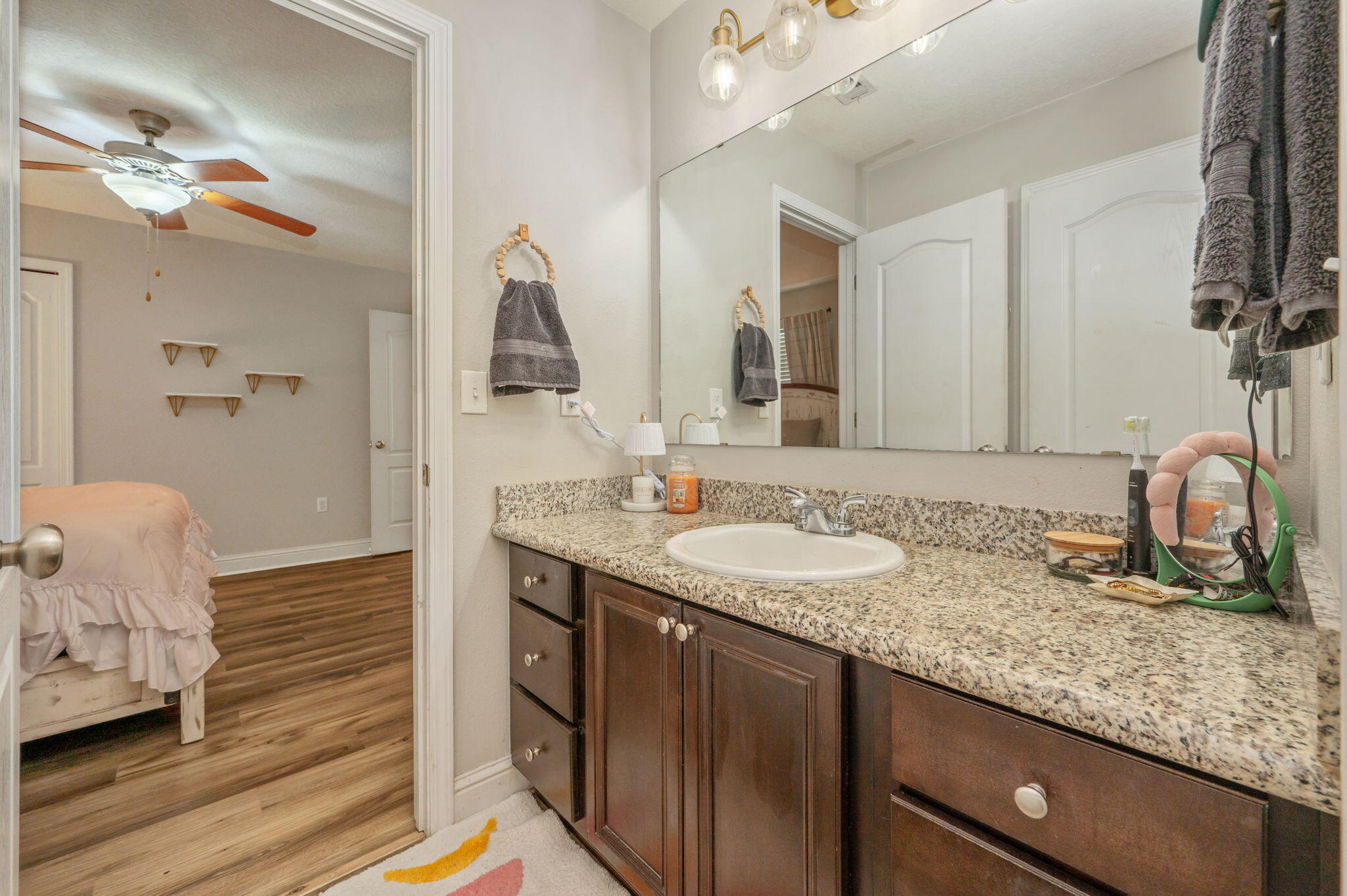 SILVER SPRINGS EST - Residential