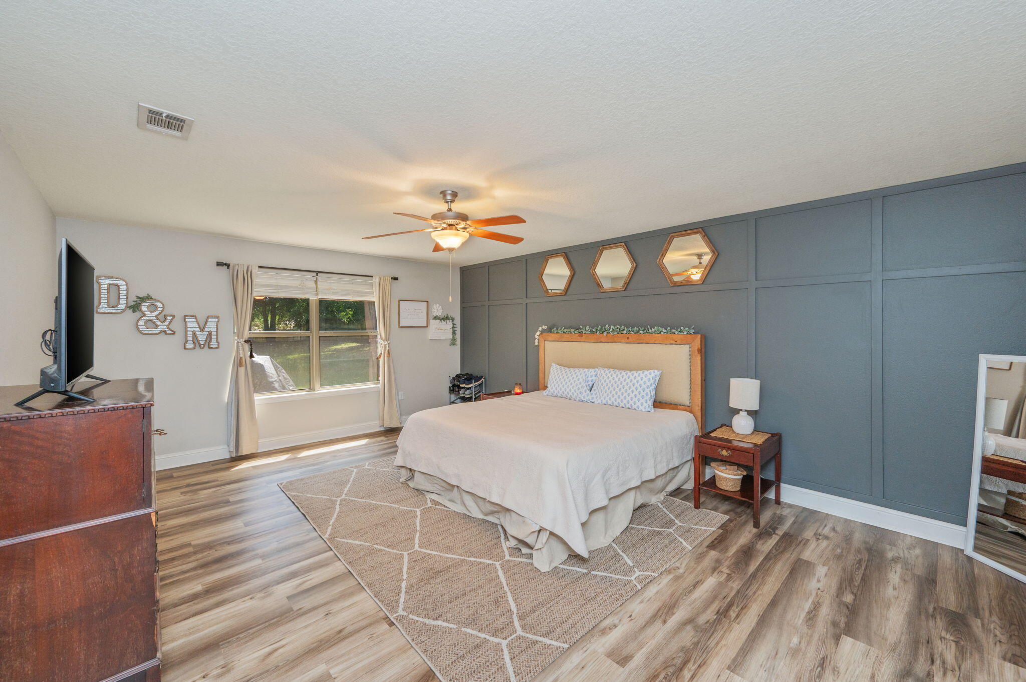 SILVER SPRINGS EST - Residential