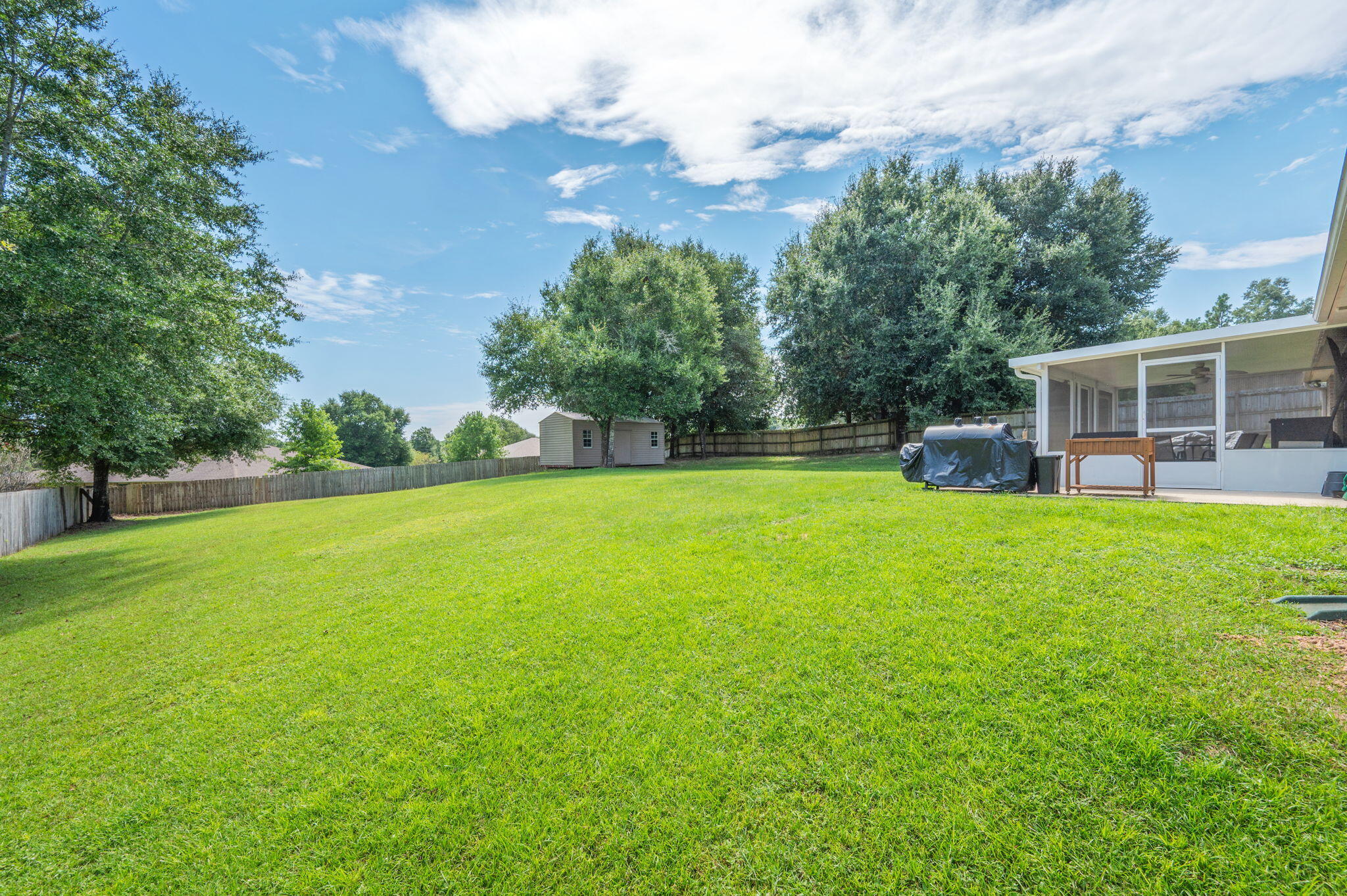 SILVER SPRINGS EST - Residential