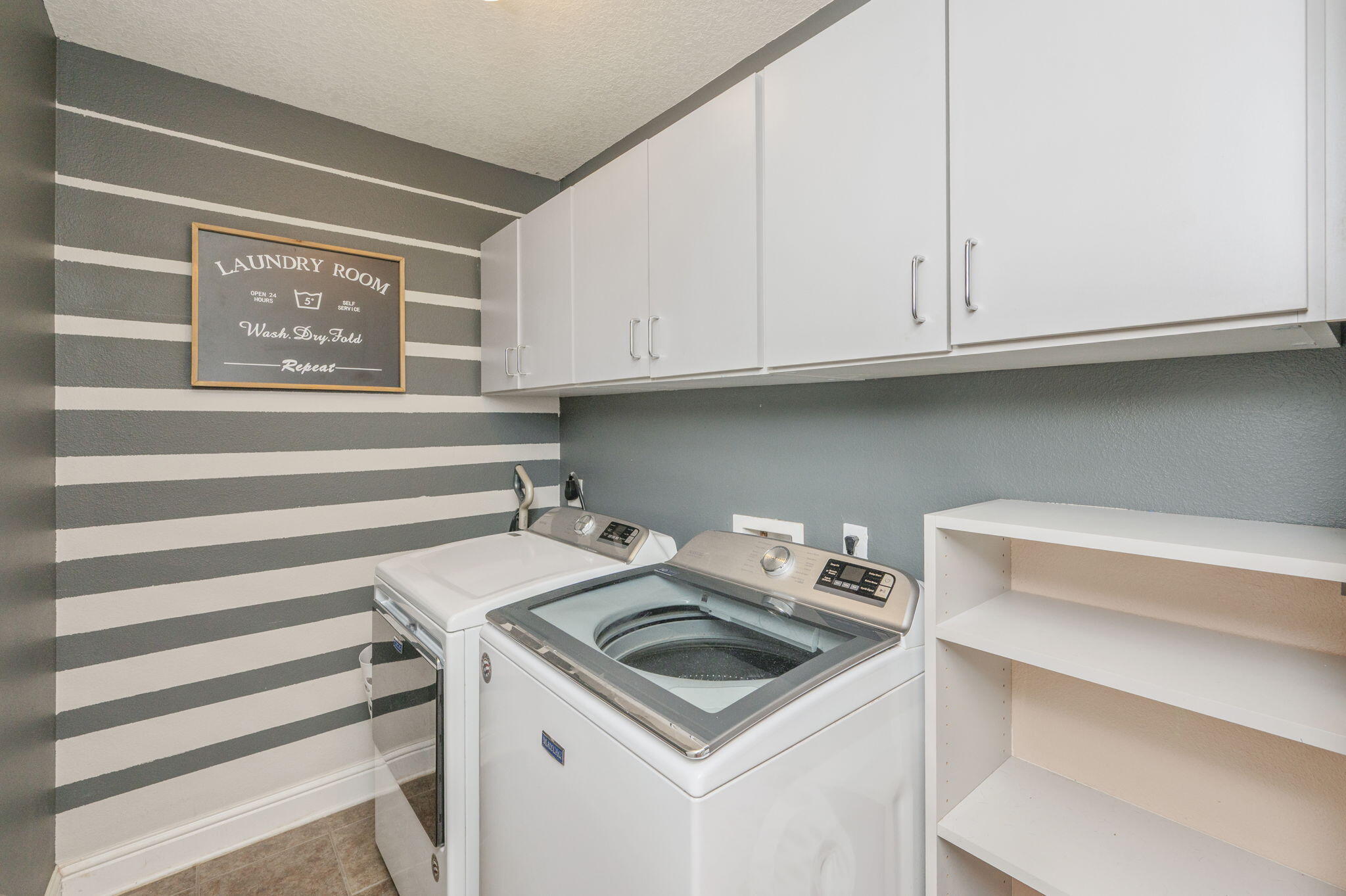 SILVER SPRINGS EST - Residential