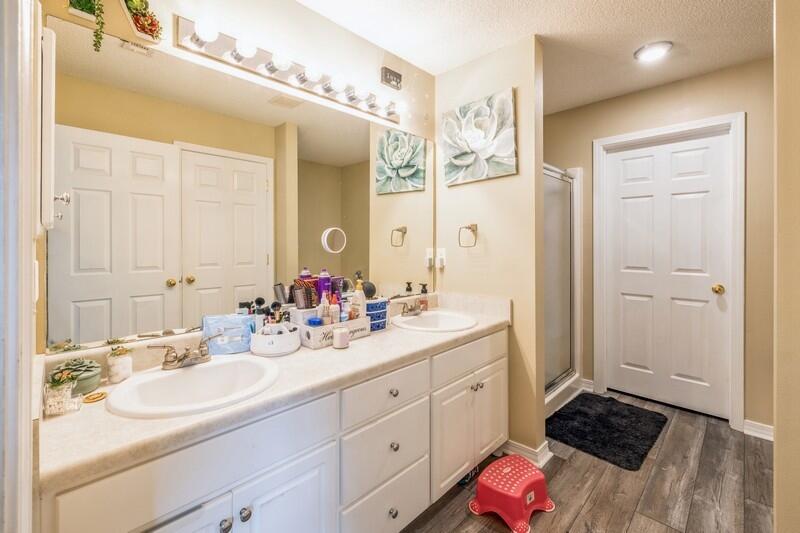 CREETWOOD PLACE - Residential