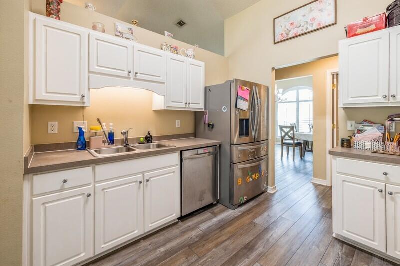 CREETWOOD PLACE - Residential