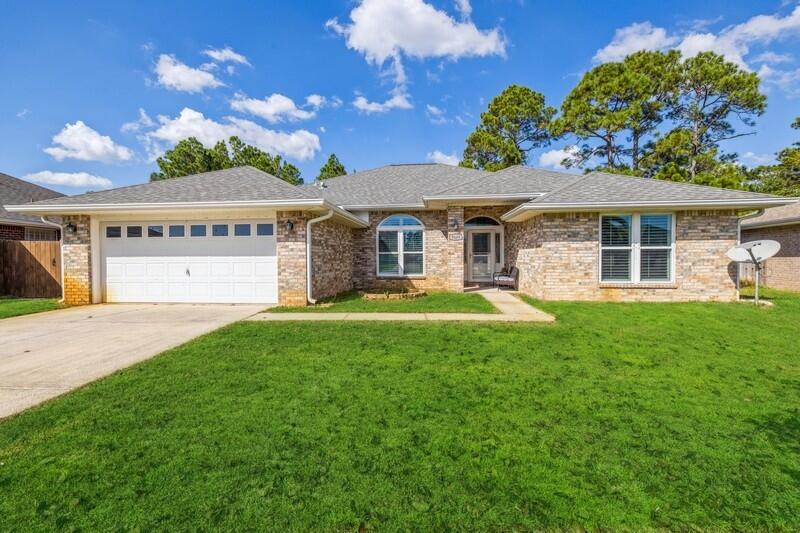 CREETWOOD PLACE - Residential