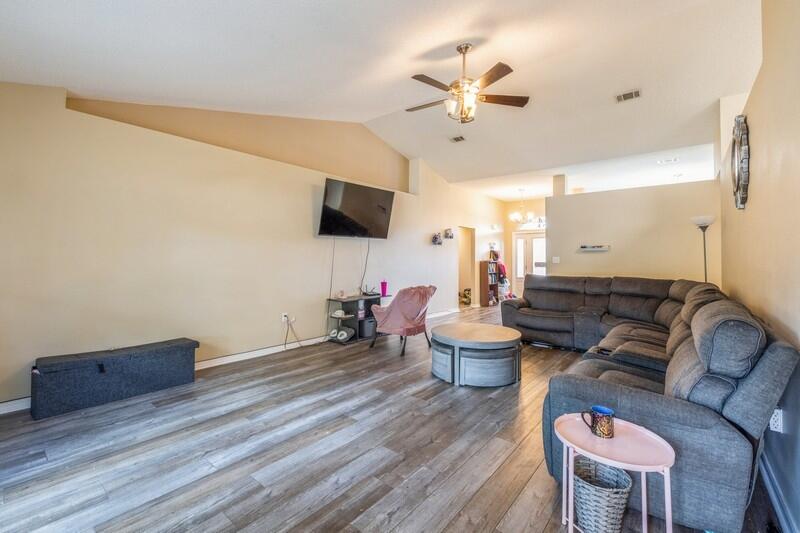 CREETWOOD PLACE - Residential