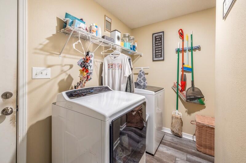 CREETWOOD PLACE - Residential