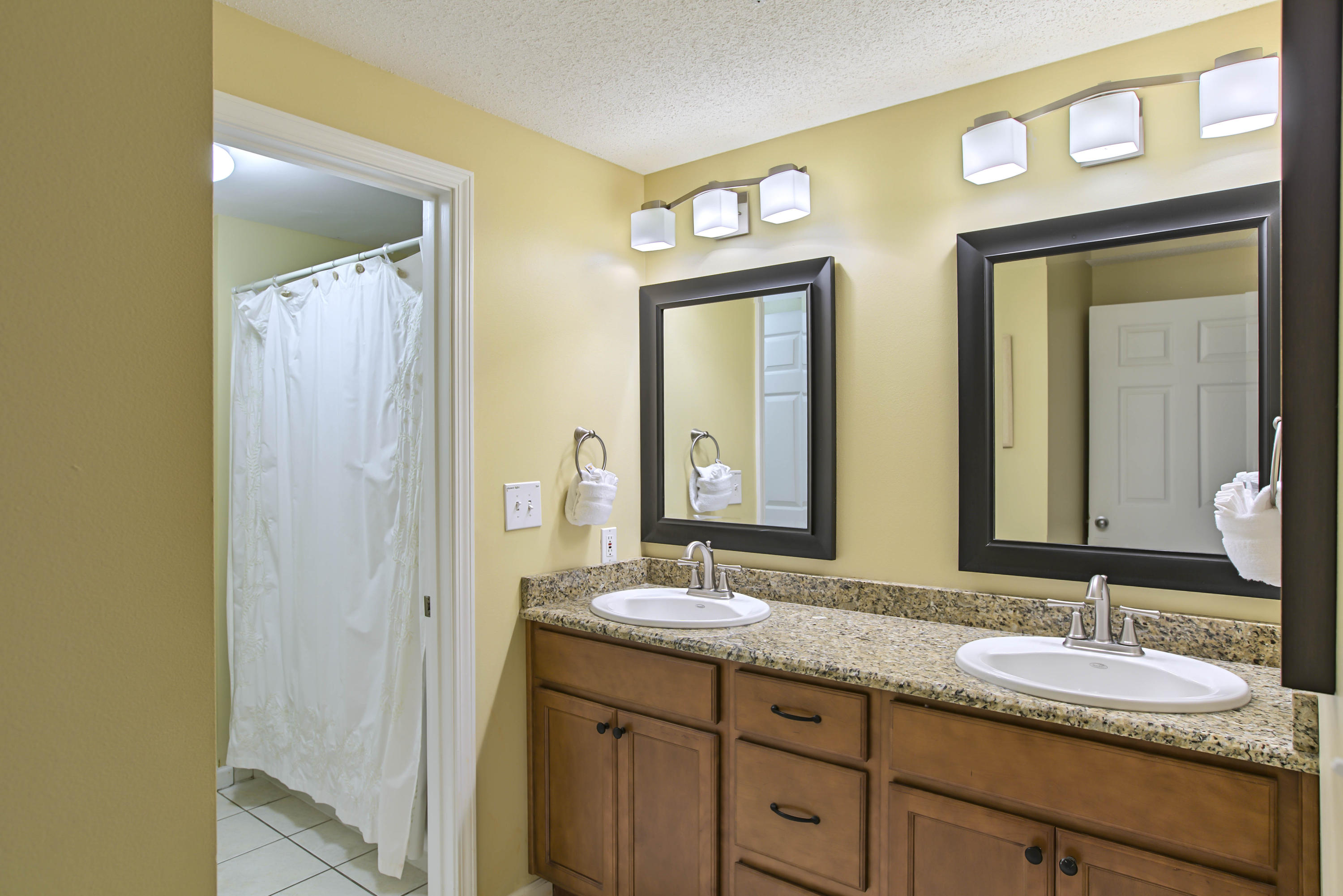 MAJESTIC SUN - Residential