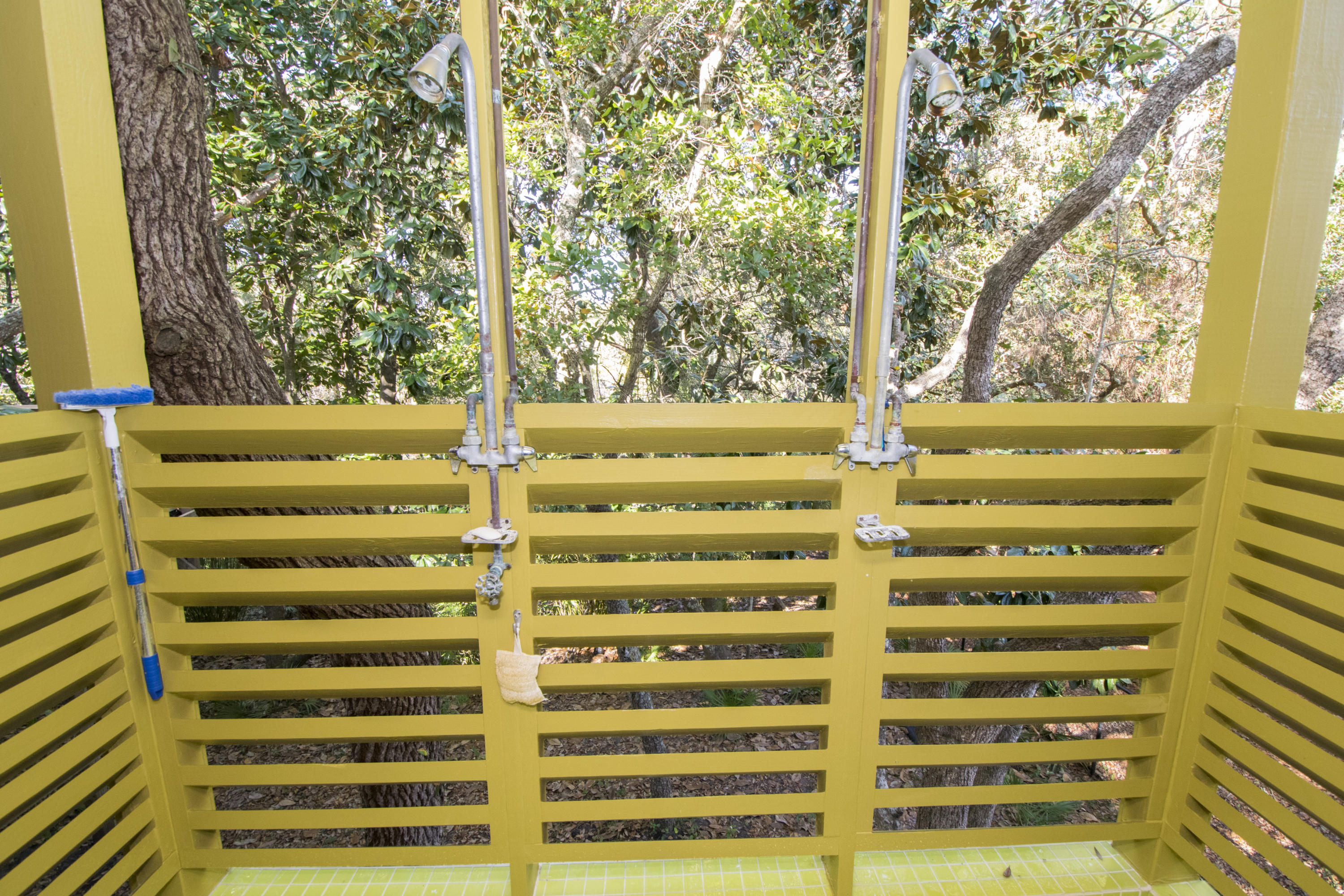 BEACH HIGHLAND - Residential