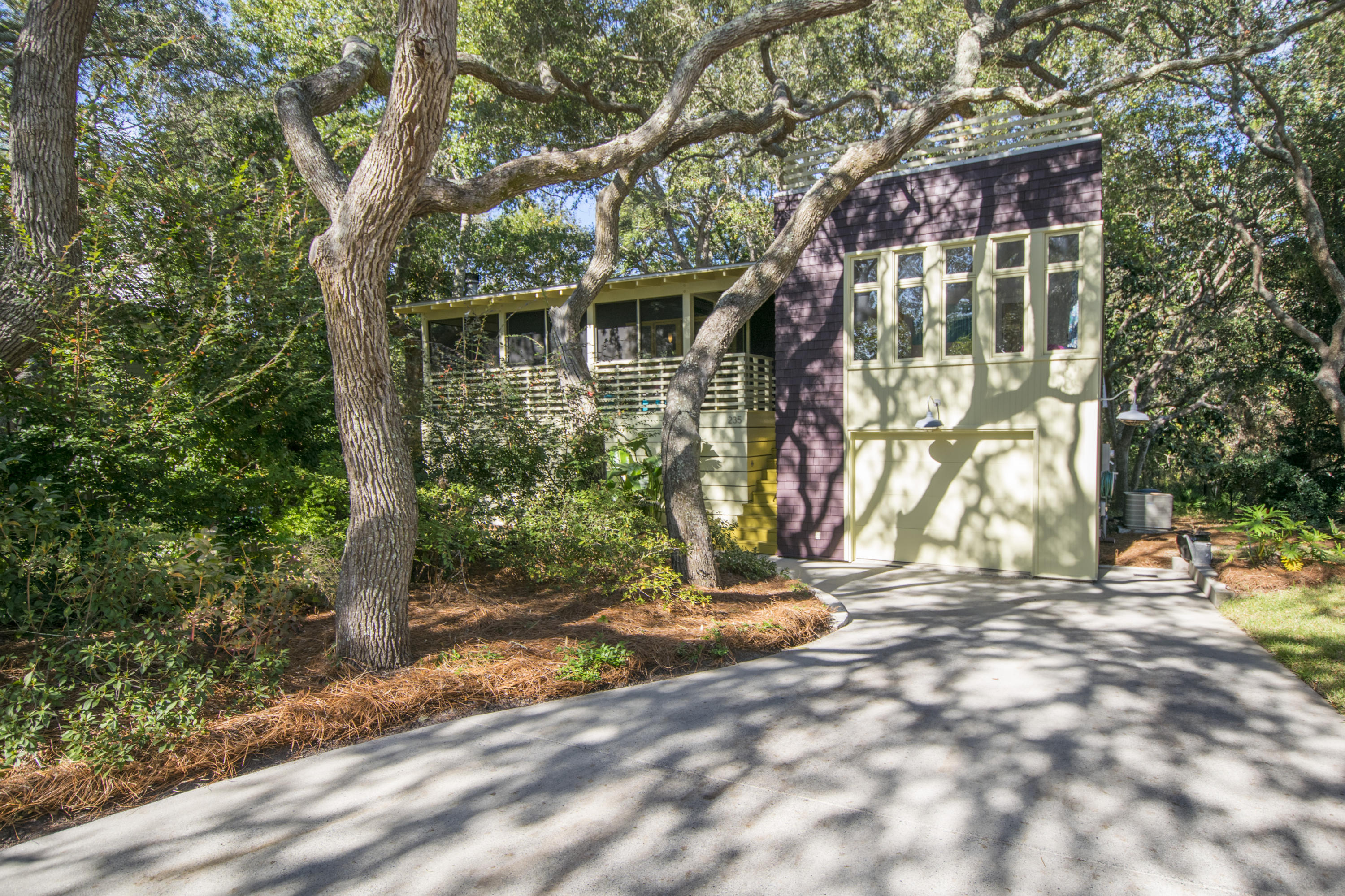 BEACH HIGHLAND - Residential