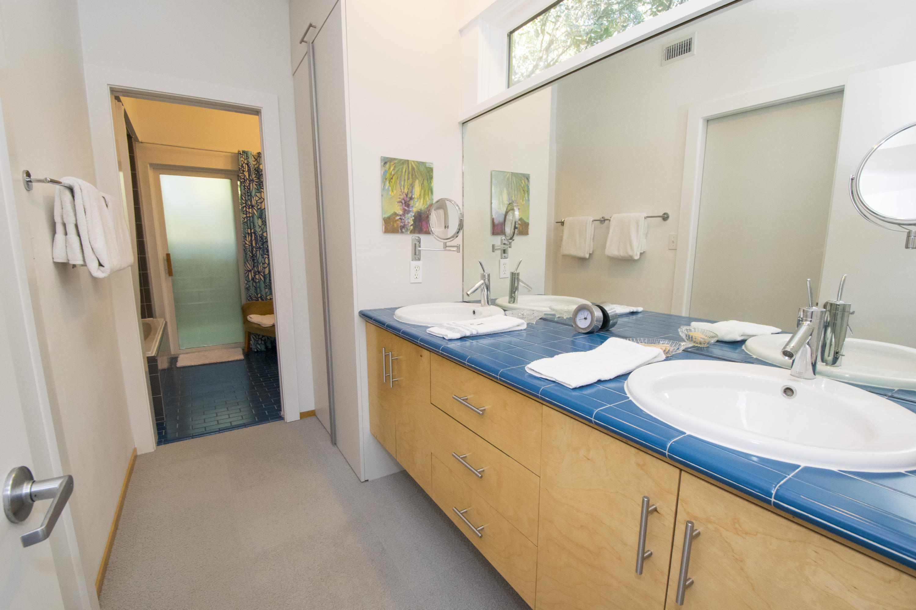 BEACH HIGHLAND - Residential