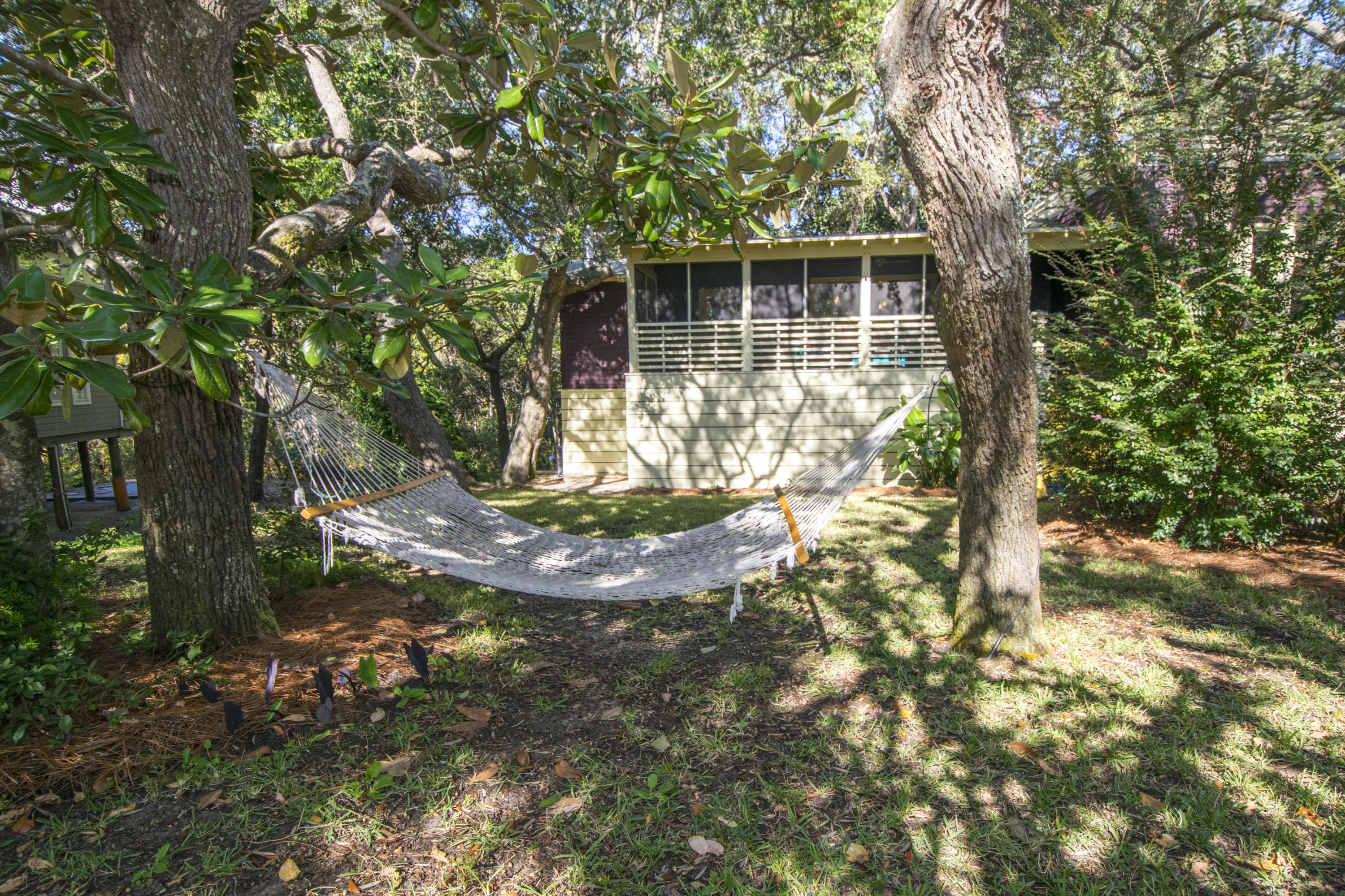 BEACH HIGHLAND - Residential