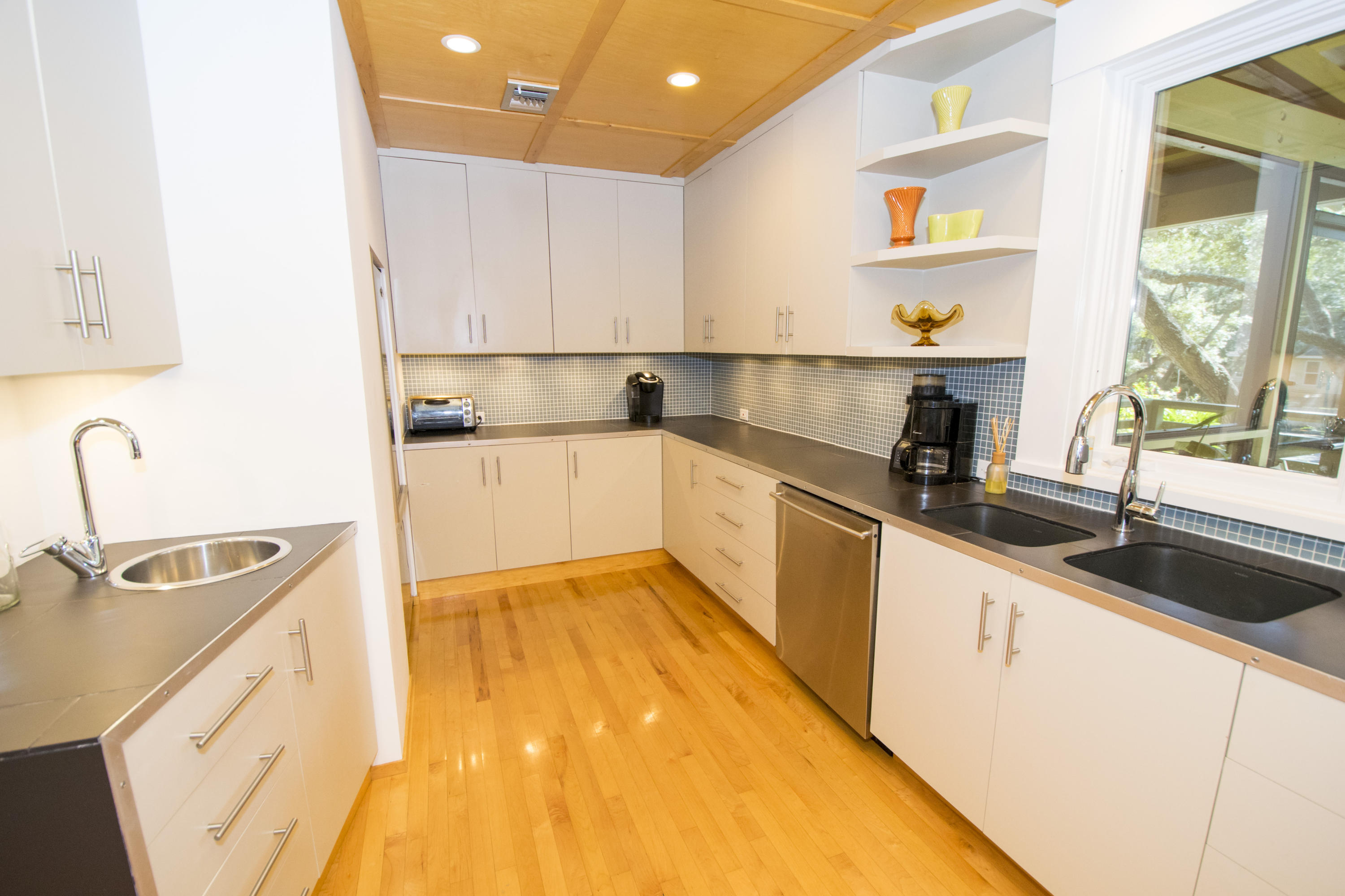 BEACH HIGHLAND - Residential