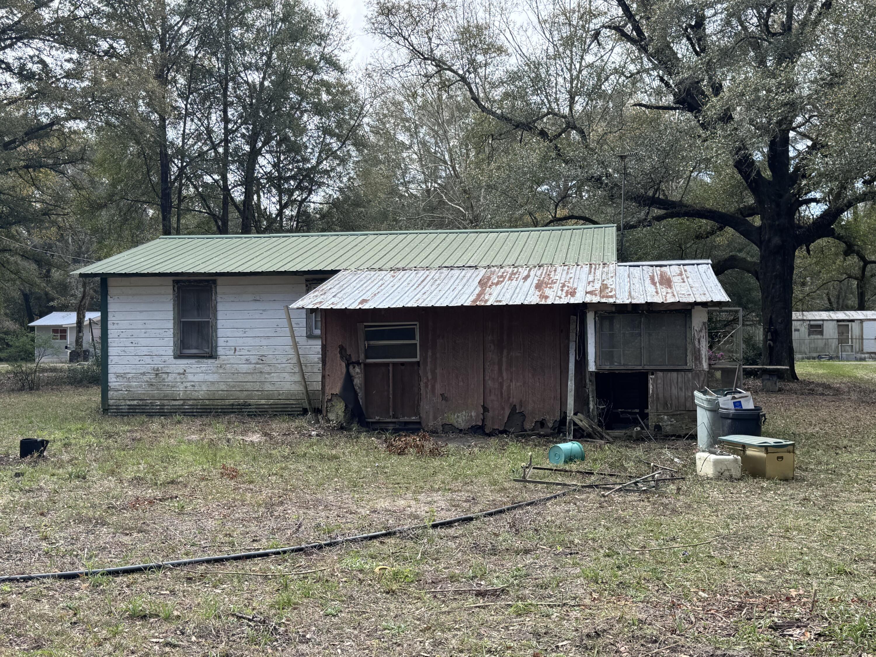 PALM LAKE 2ND ADDN UNREC - Residential