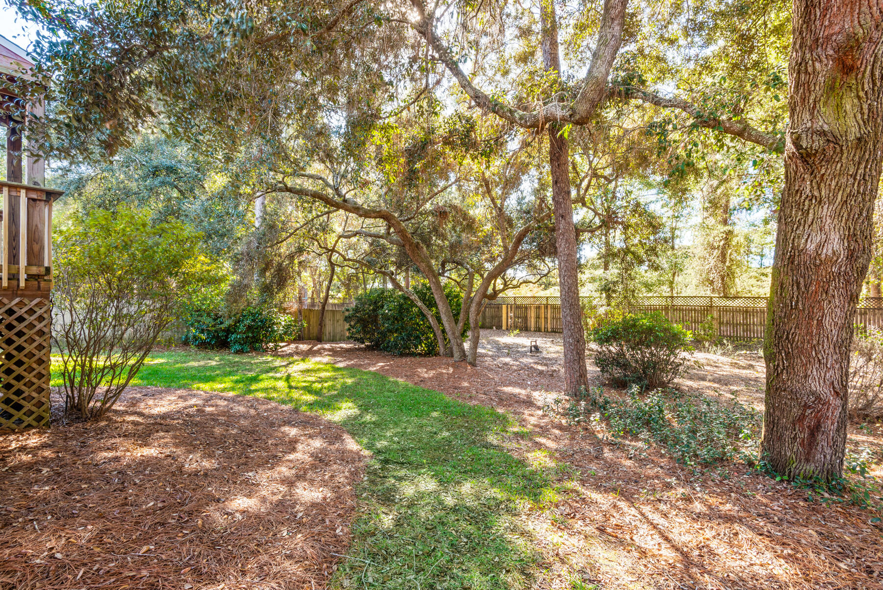 Rocky Bayou Estates - Residential