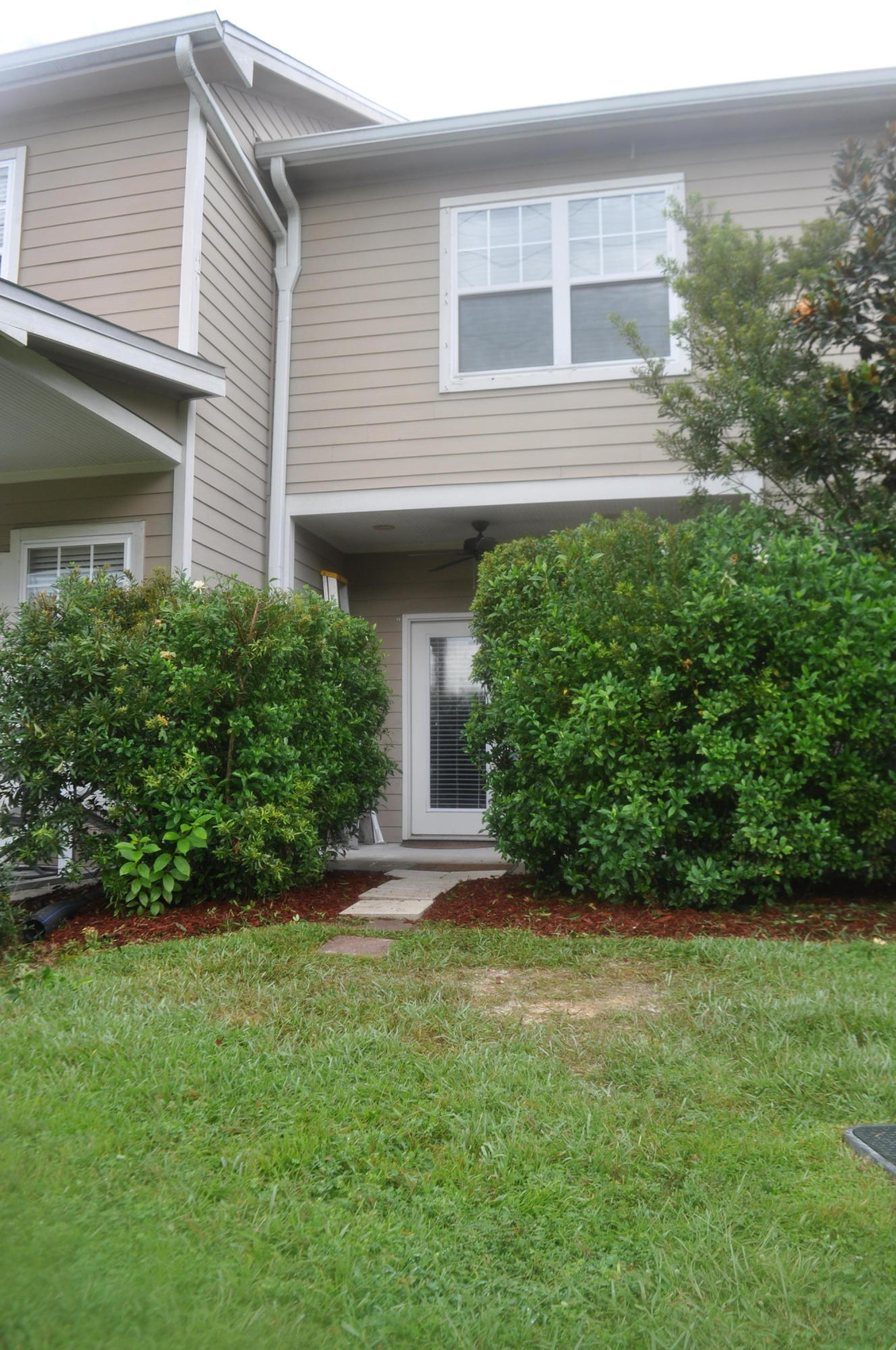 VERANDAS OF FREEPORT, THE - Residential Lease