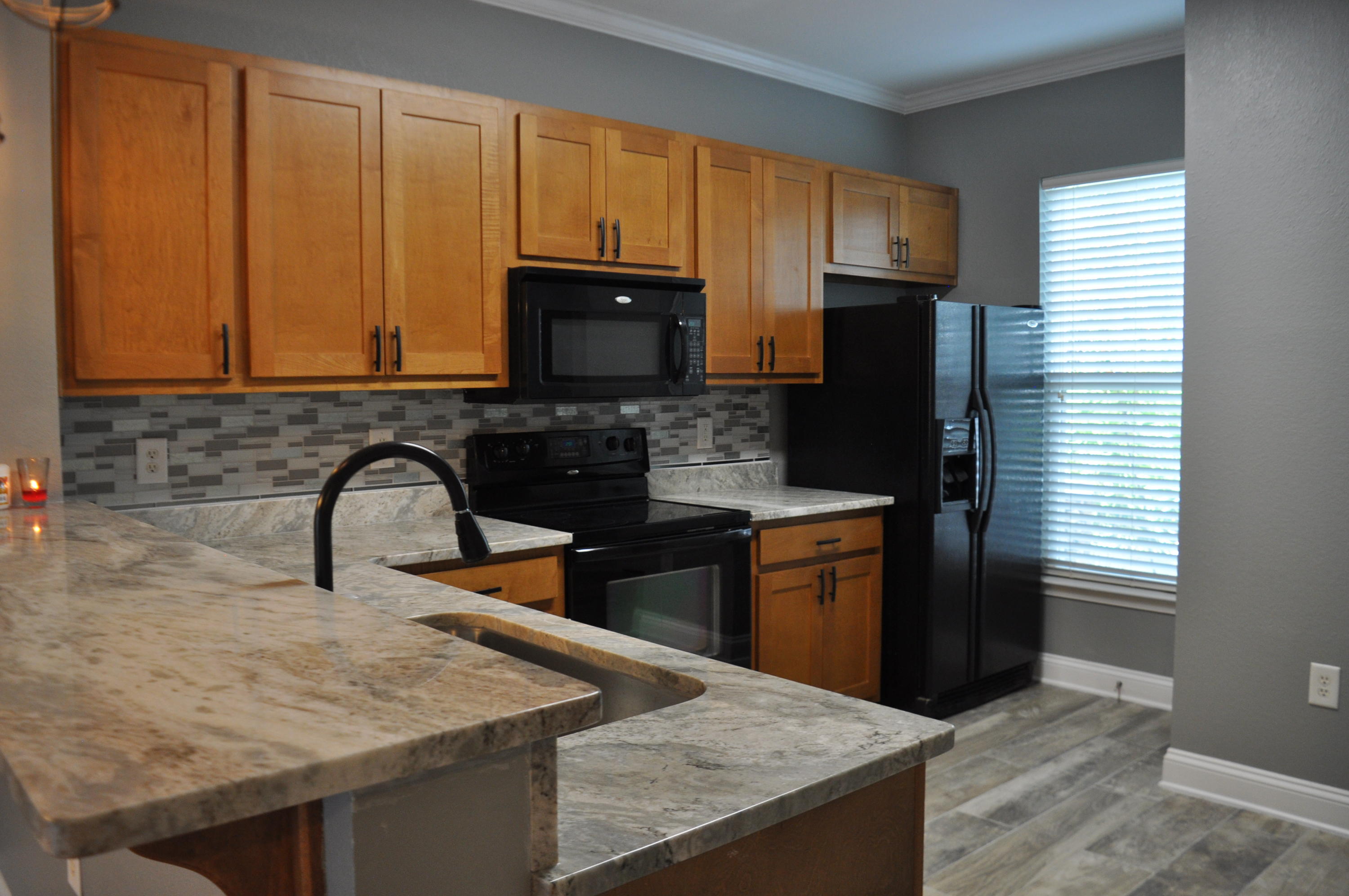 VERANDAS OF FREEPORT, THE - Residential Lease