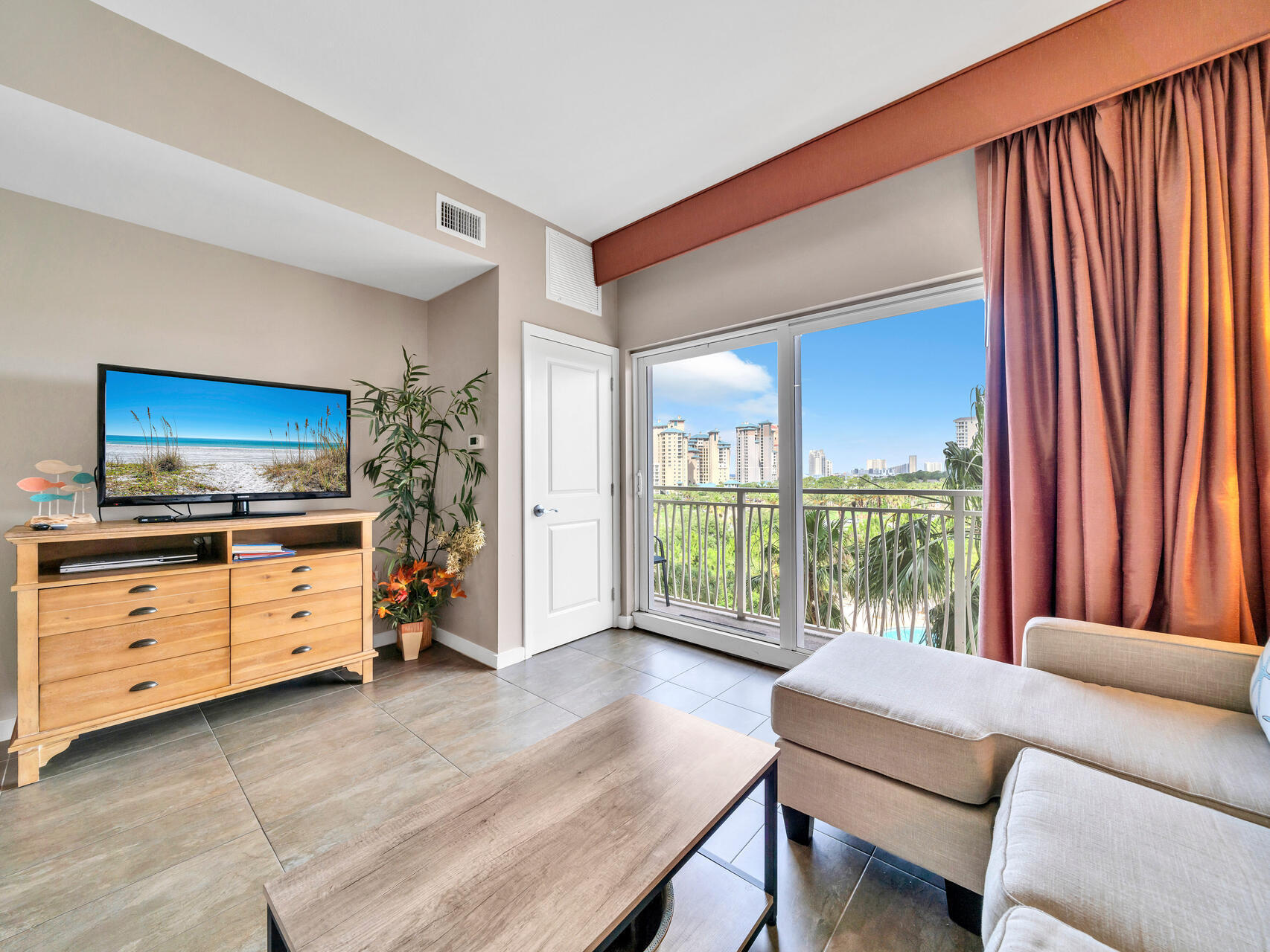 LUAU II - Residential