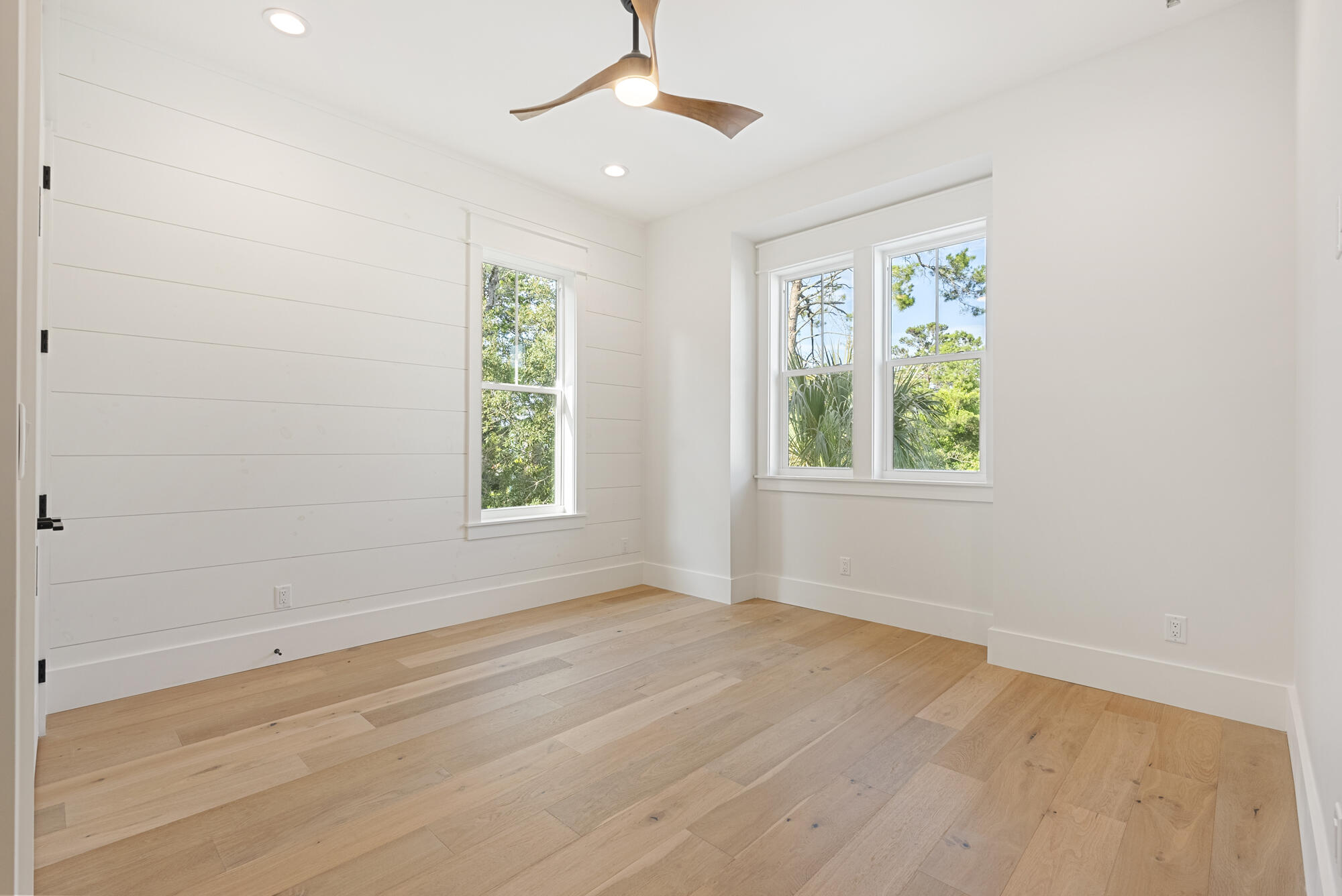 DALTON UNREC - Residential