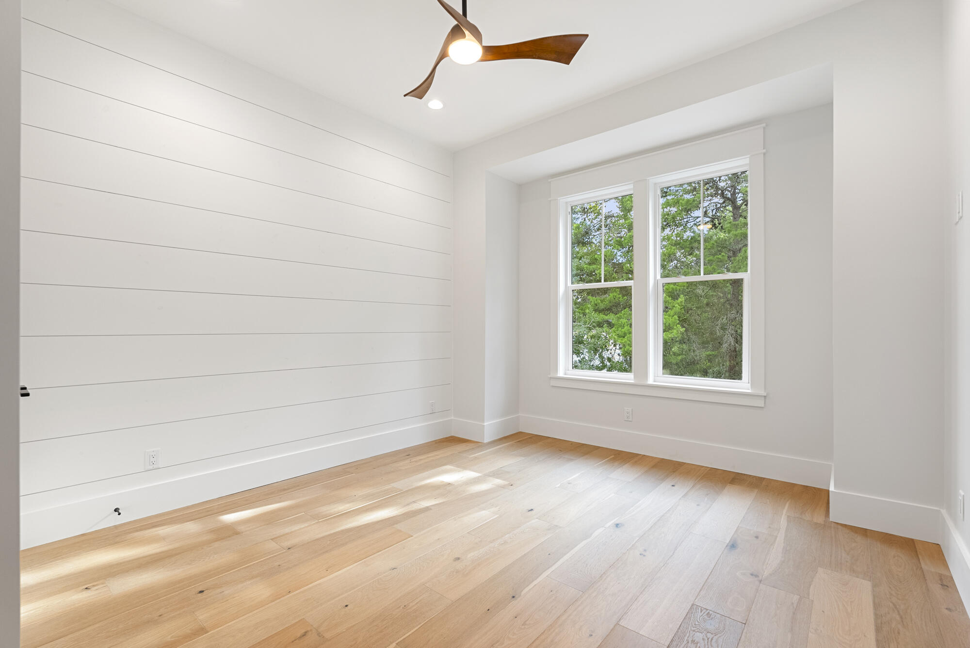 DALTON UNREC - Residential
