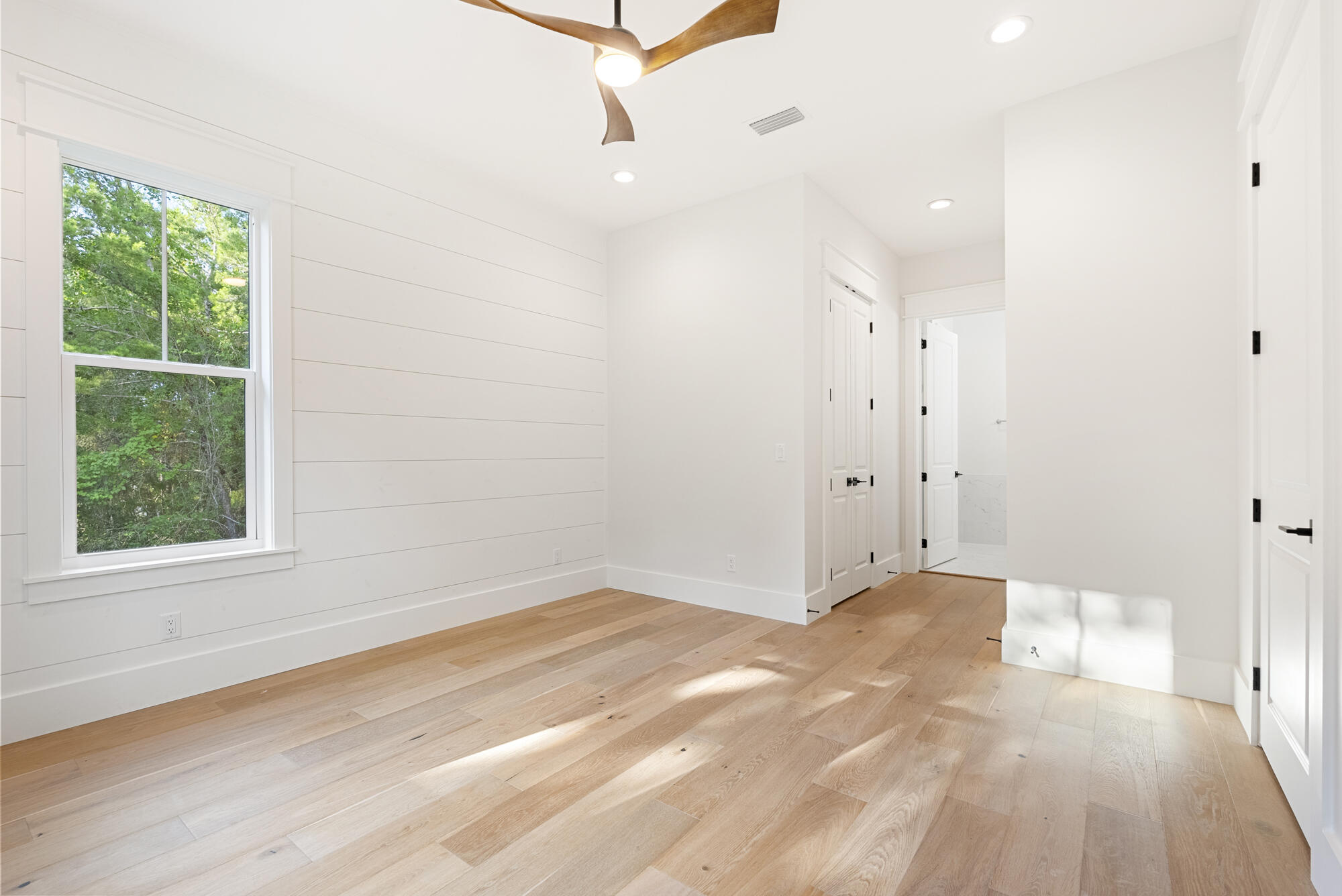 DALTON UNREC - Residential
