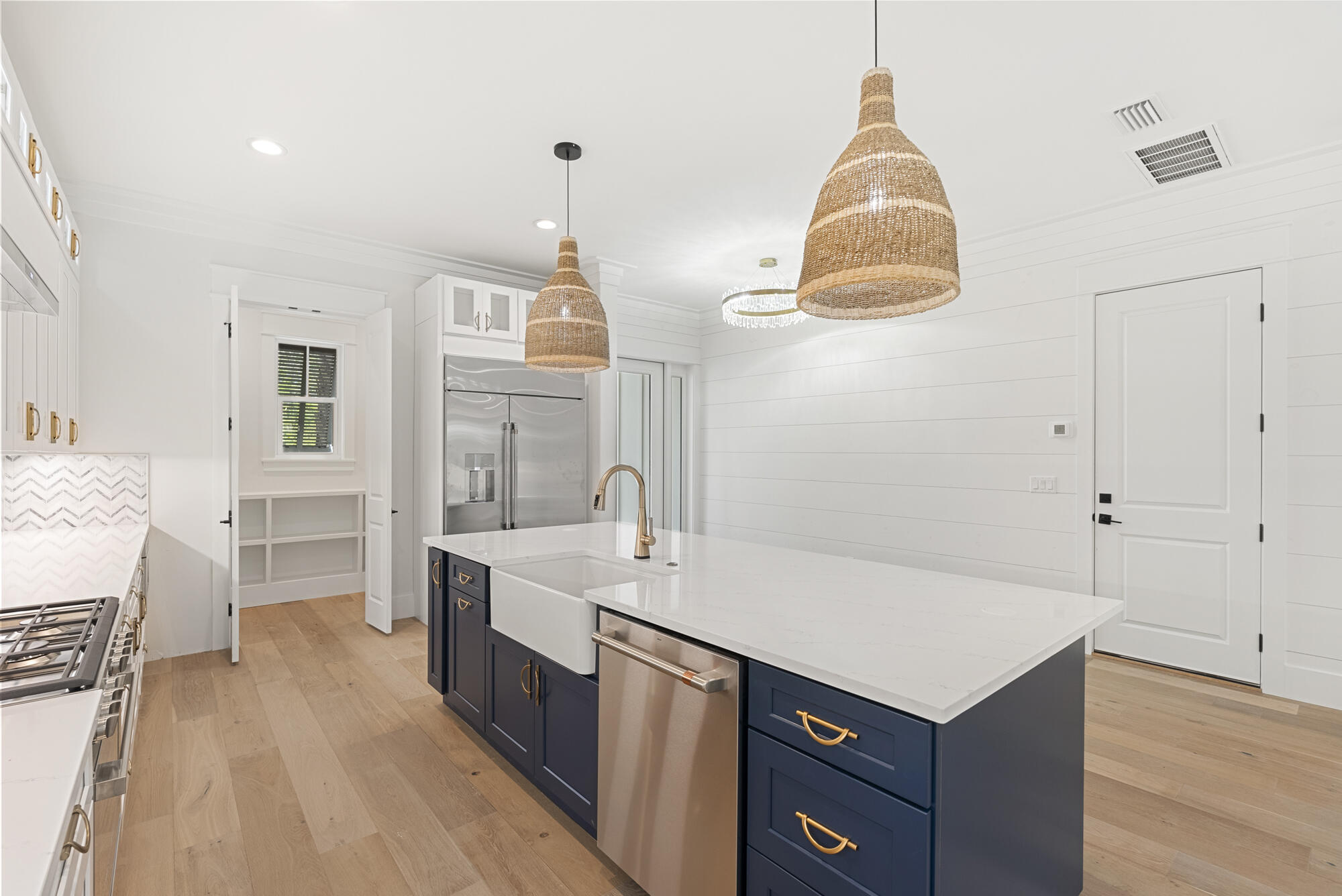 DALTON UNREC - Residential