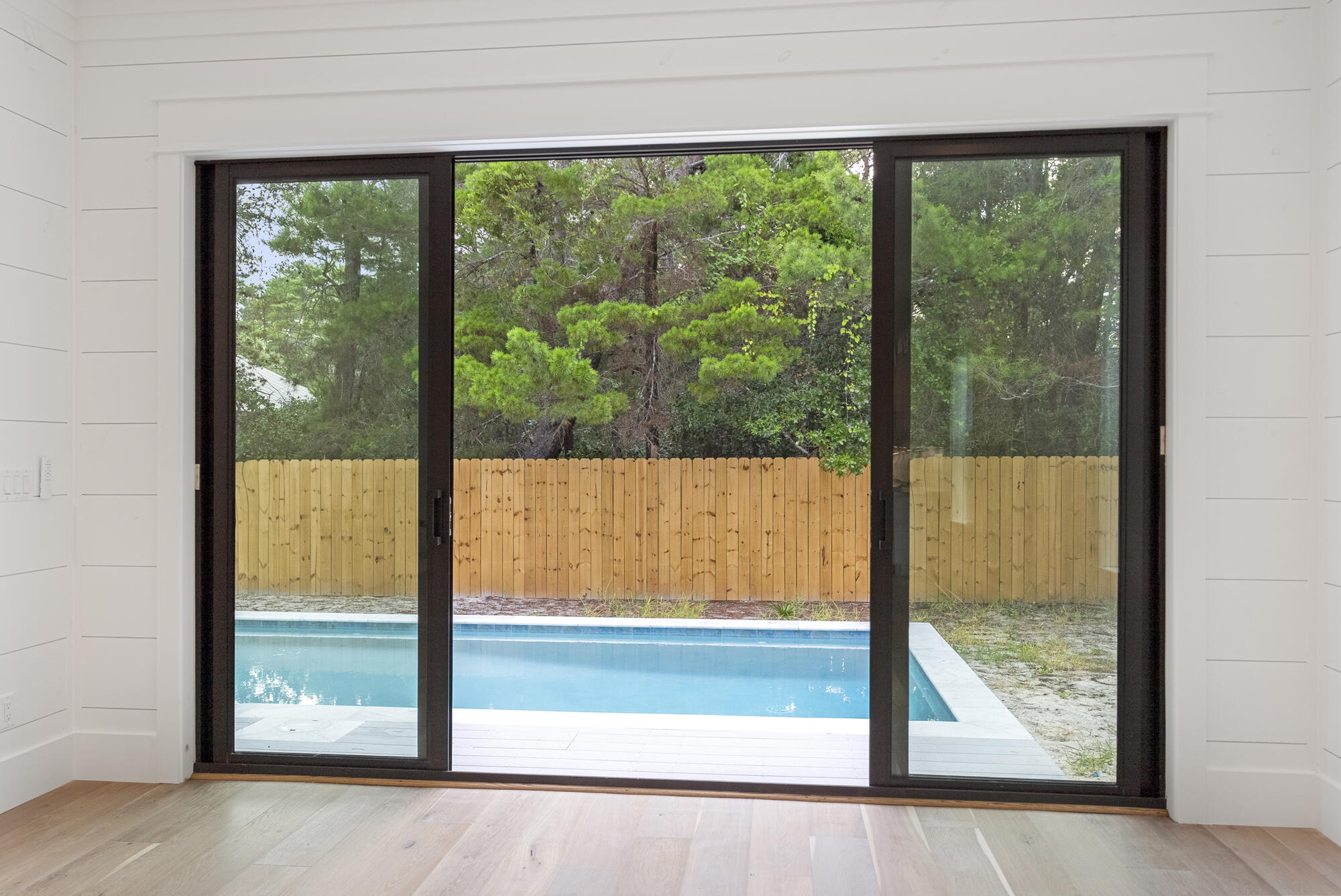 DALTON UNREC - Residential