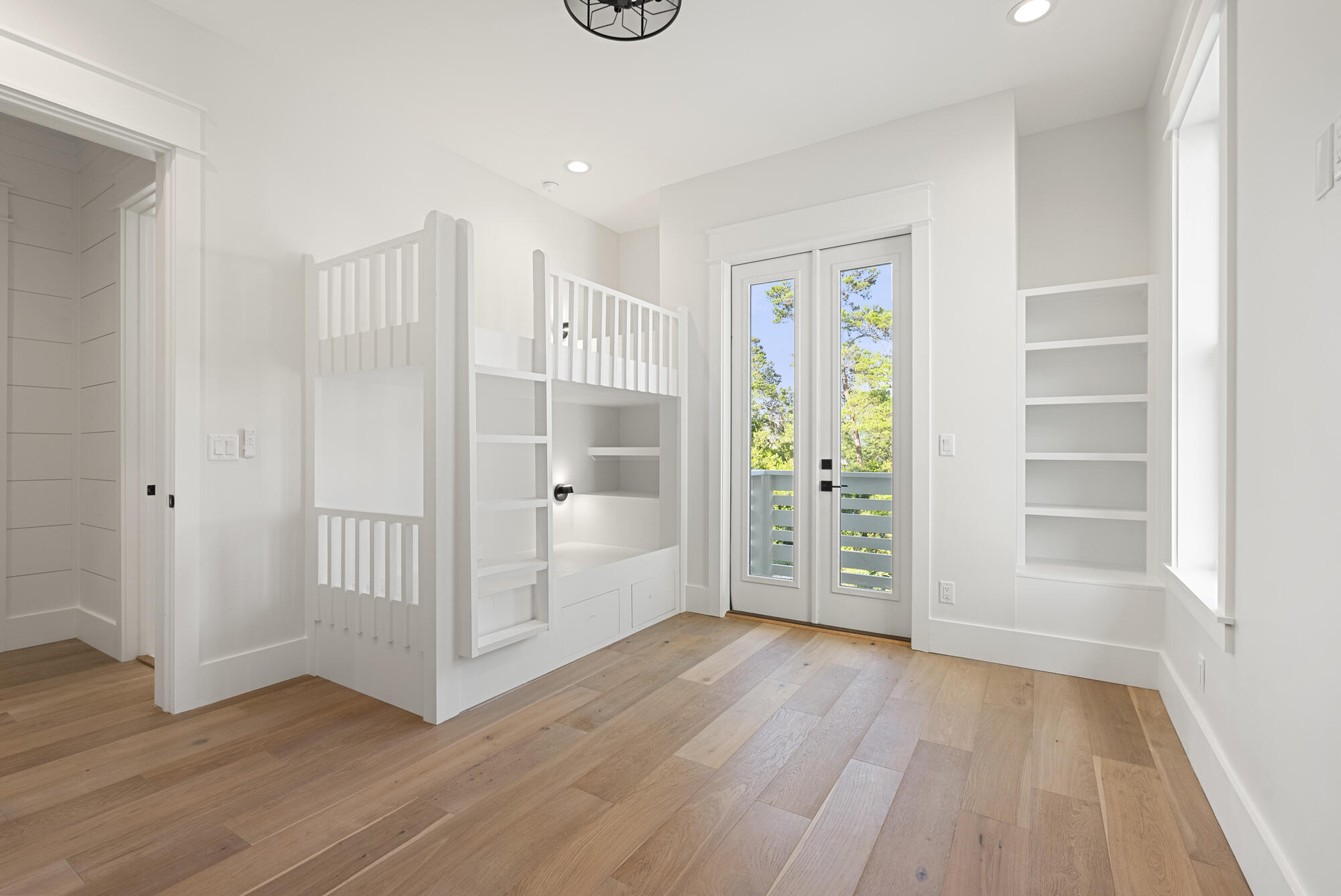 DALTON UNREC - Residential