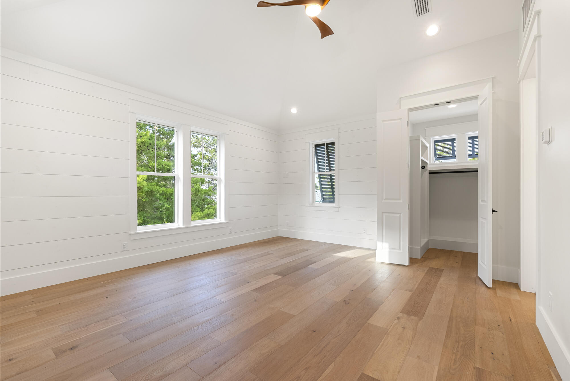 DALTON UNREC - Residential
