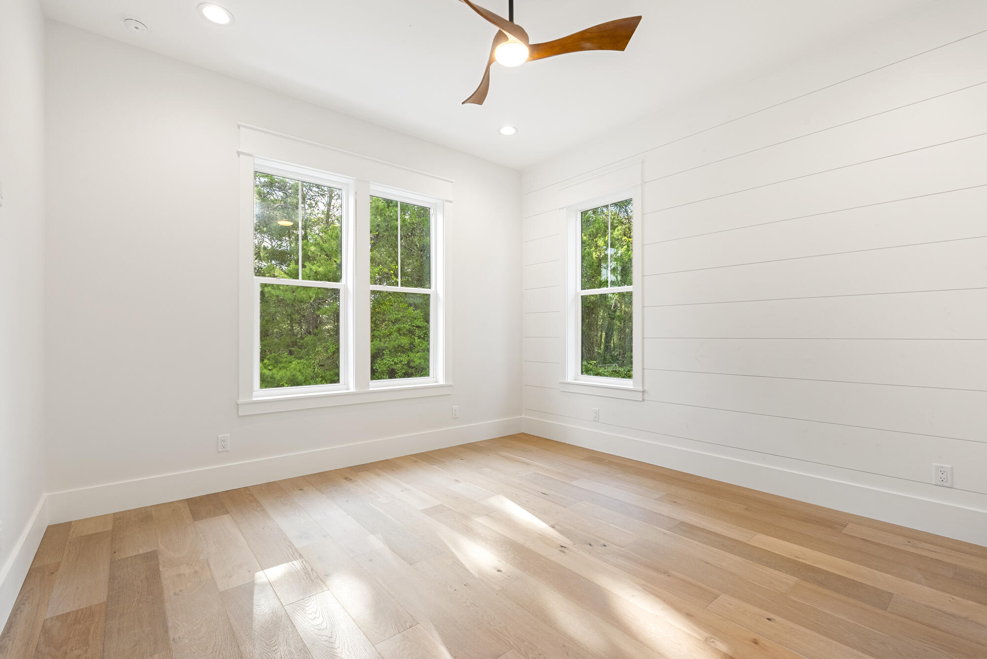 DALTON UNREC - Residential