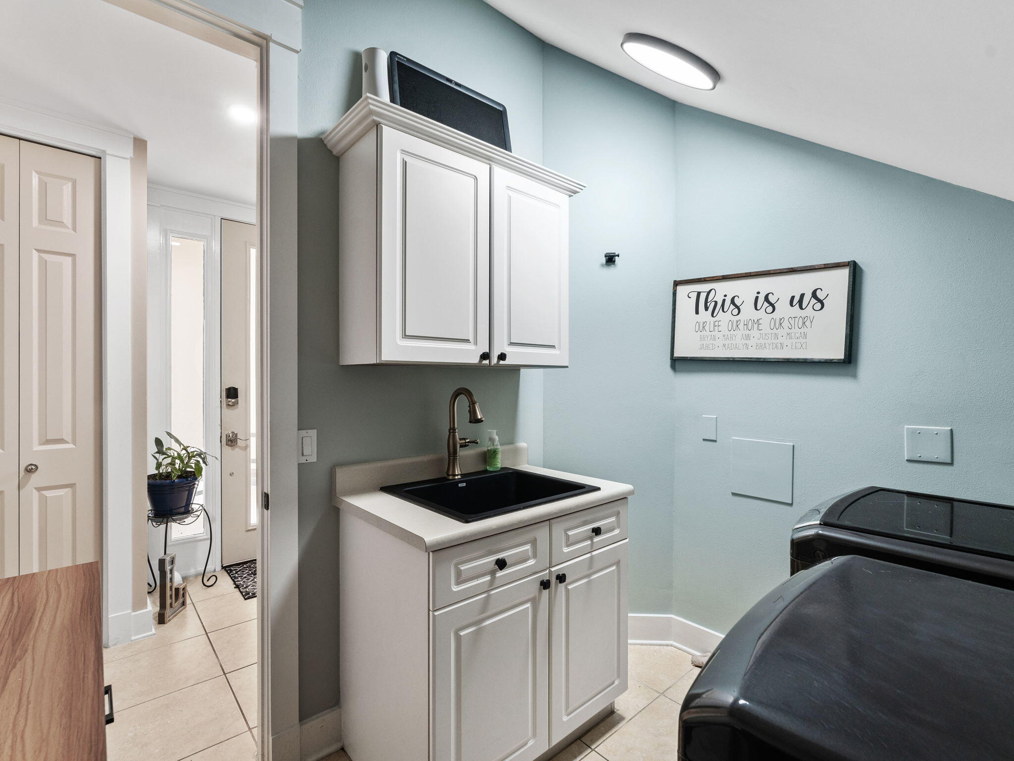 REGATTA BAY GOLF VILLAS - Residential