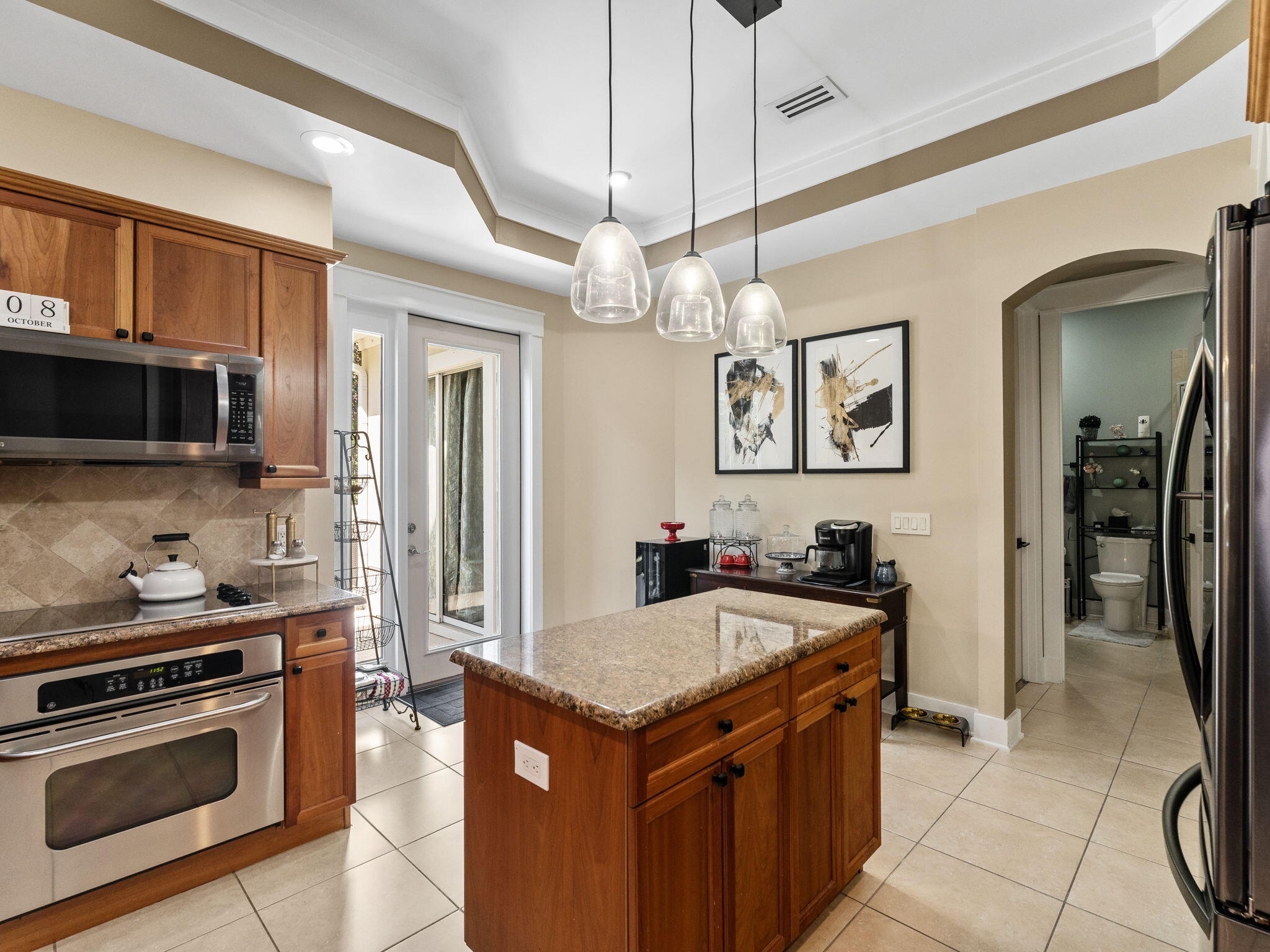 REGATTA BAY GOLF VILLAS - Residential